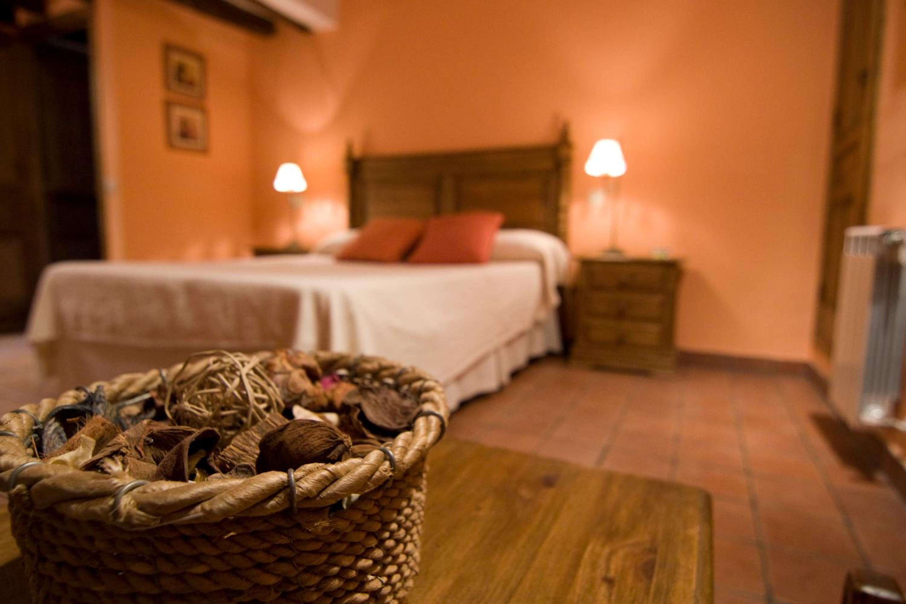 Double or Twin Room - Photo 43