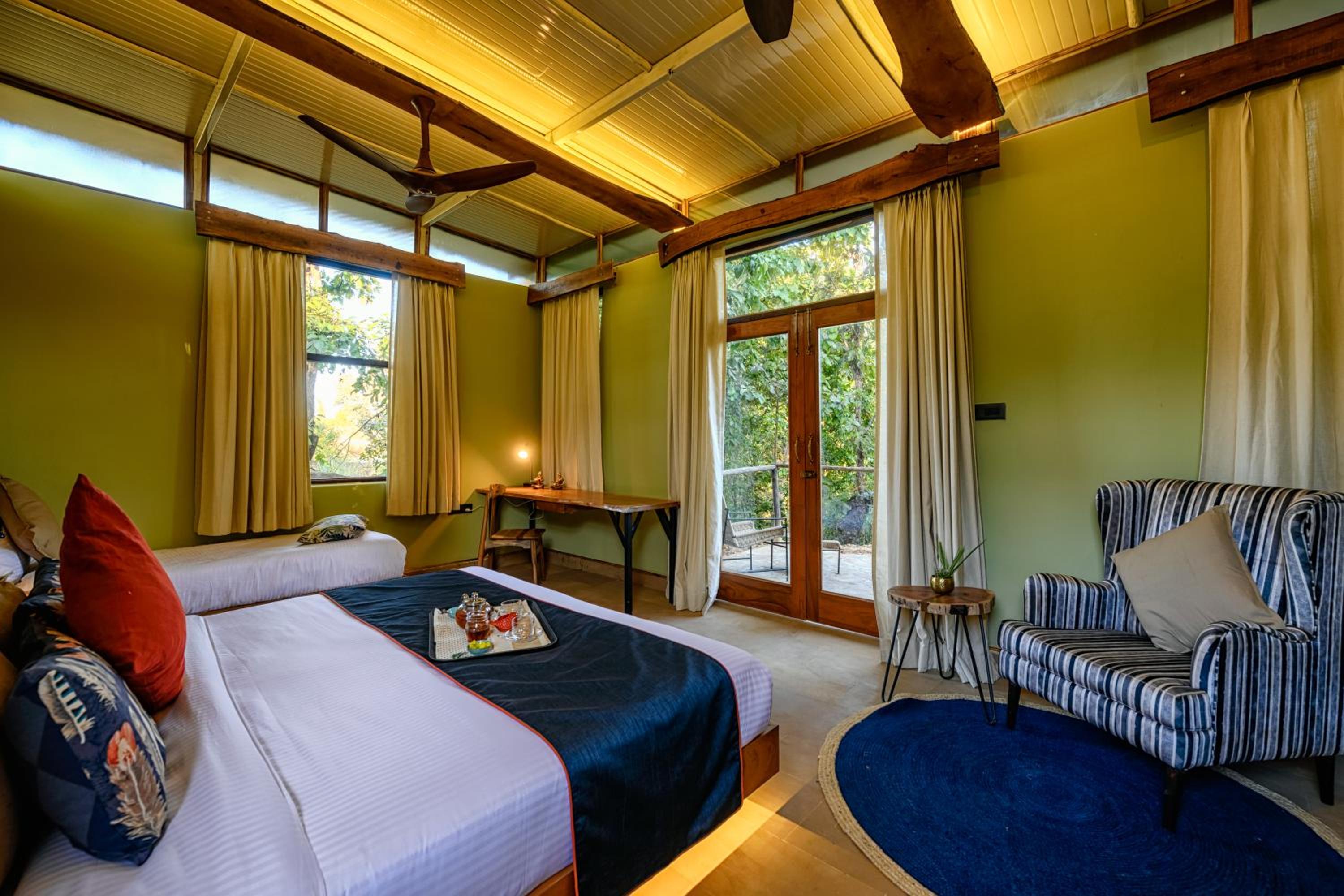 Deluxe Double or Twin Room photo 1