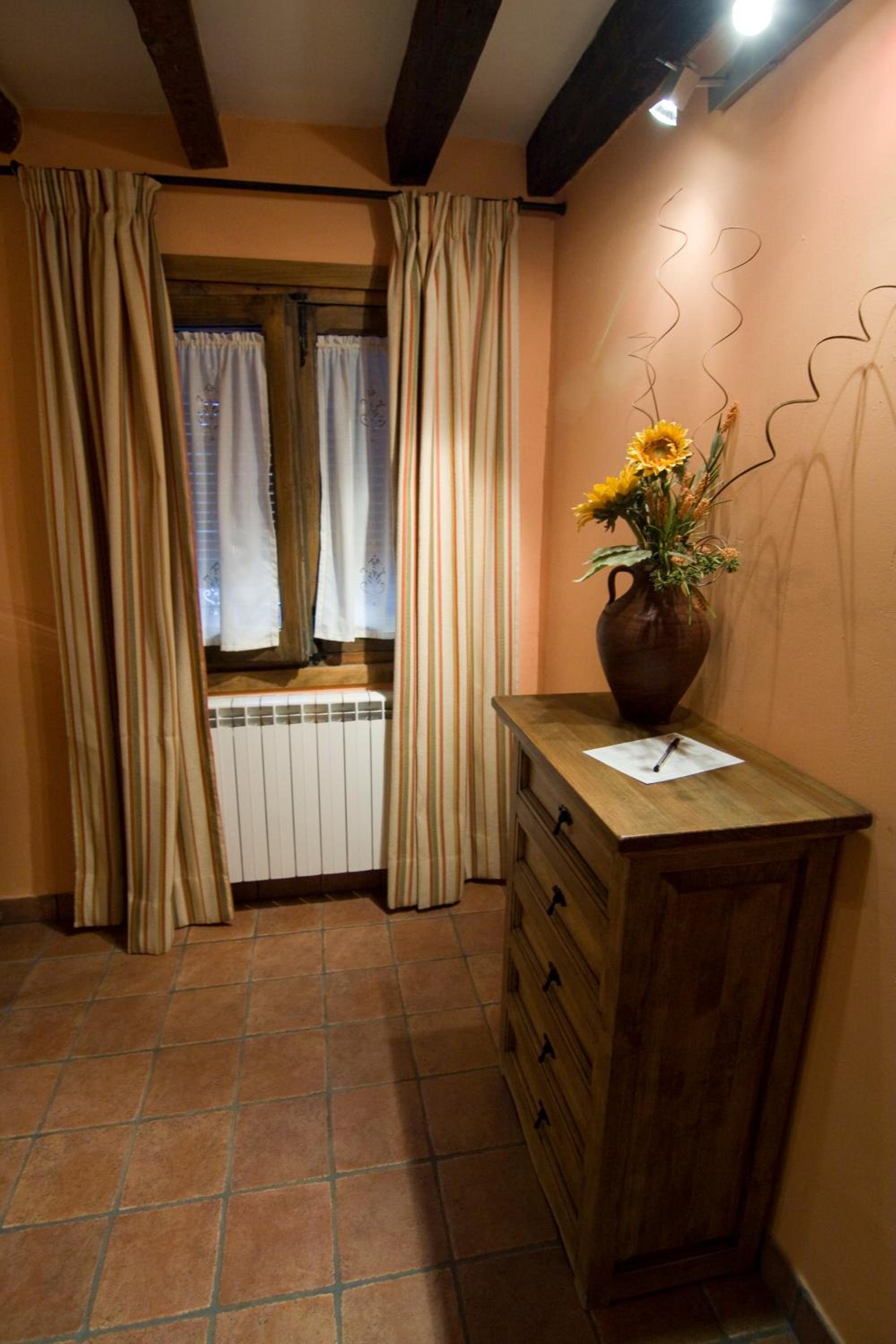 Double or Twin Room - Photo 45