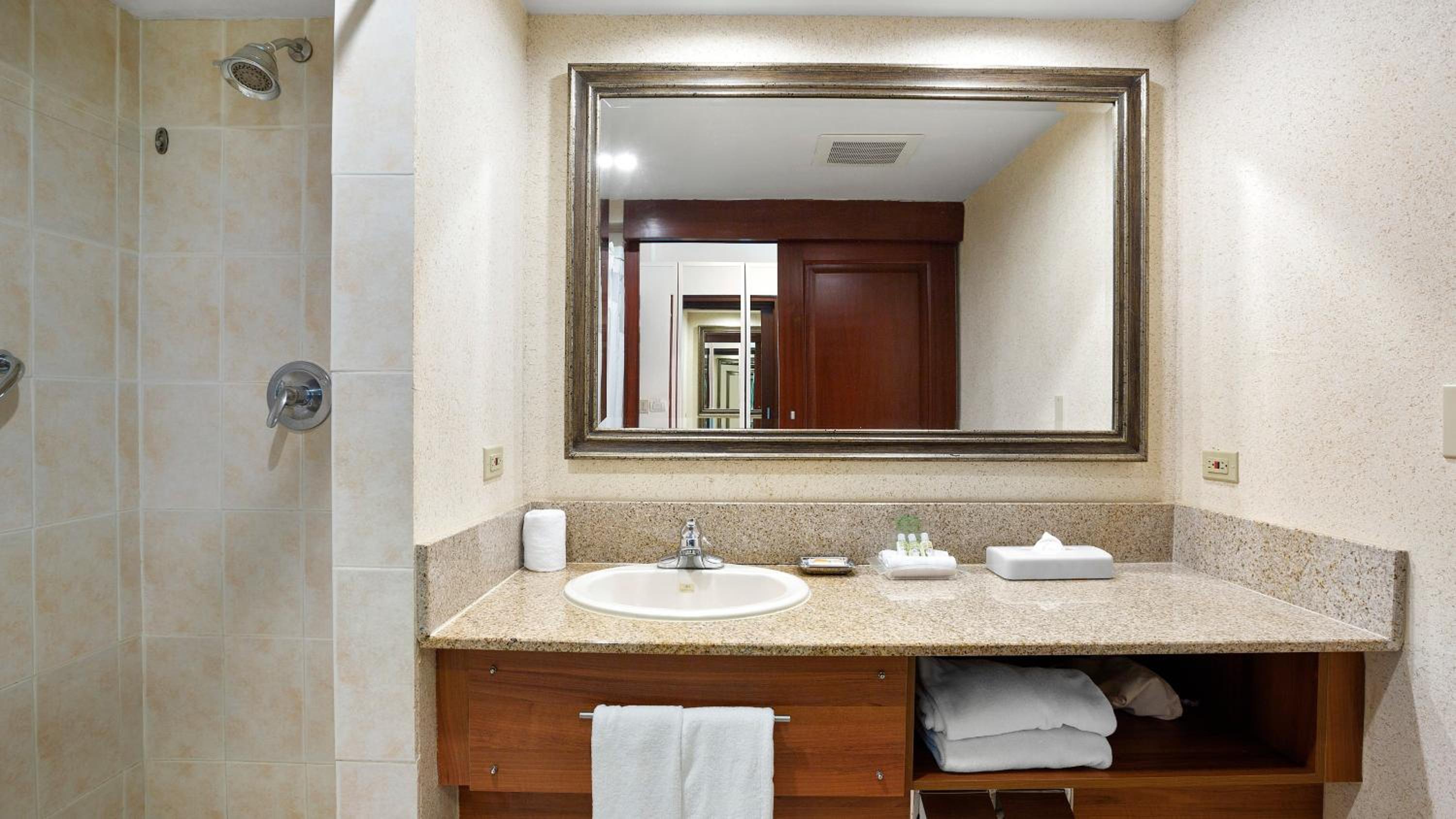 Standard Room - Photo 1