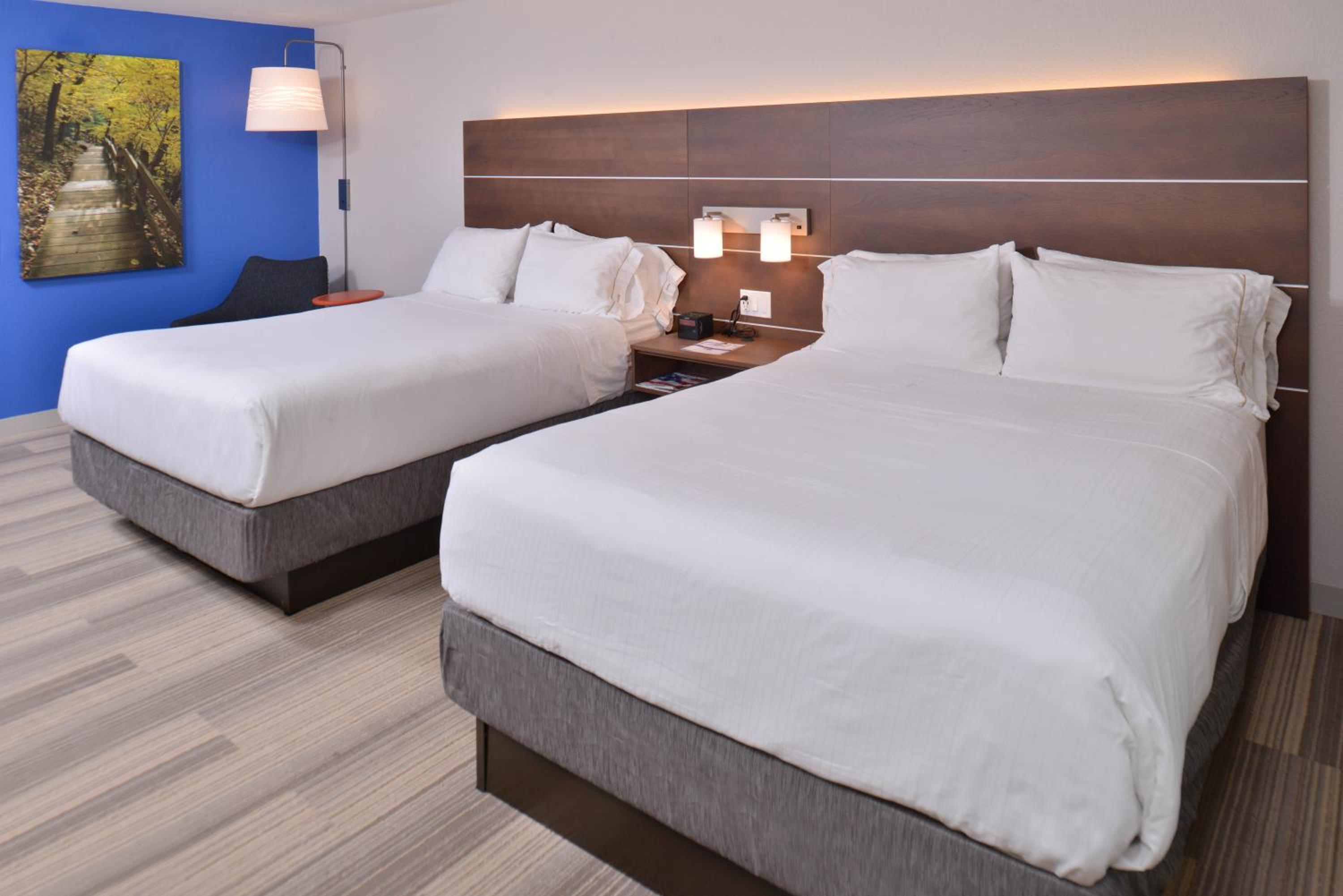 Standard Room - Photo 1