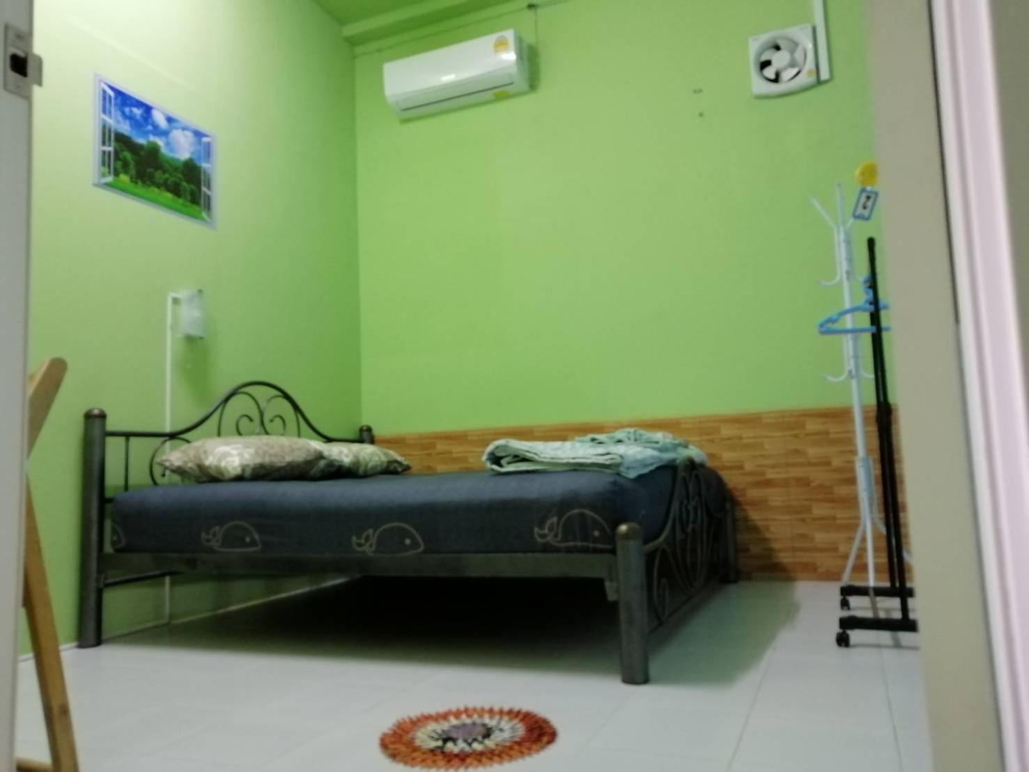 Standard Double Room with Shared Bathroom
