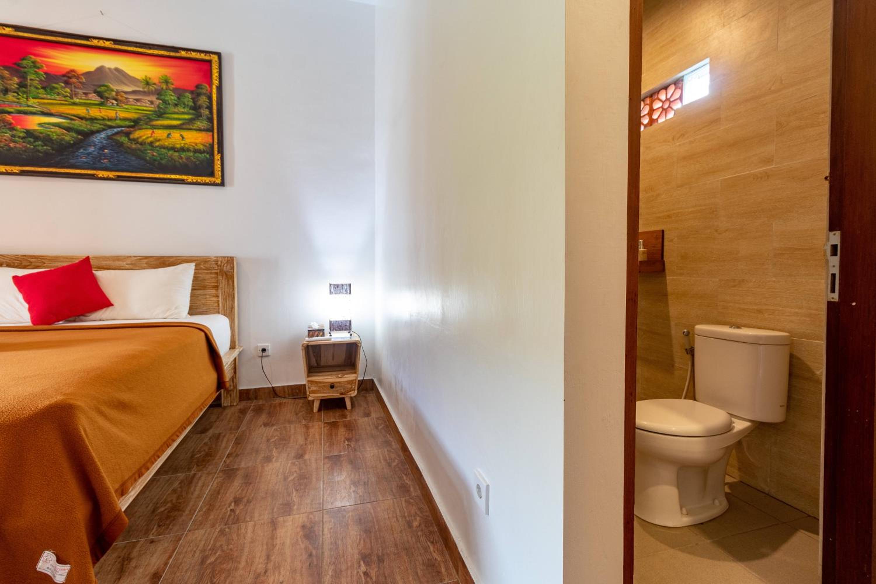 Double Room with Private Bathroom - Photo 1