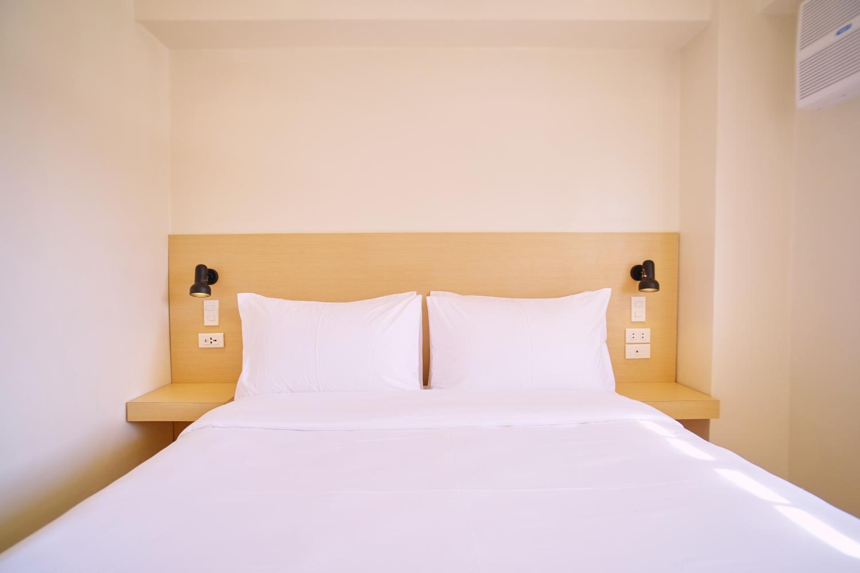 Deluxe Queen Room photo 3