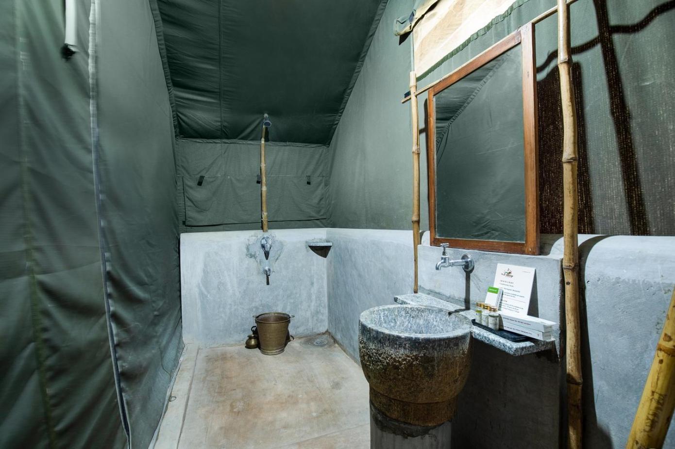Tent - Photo 3