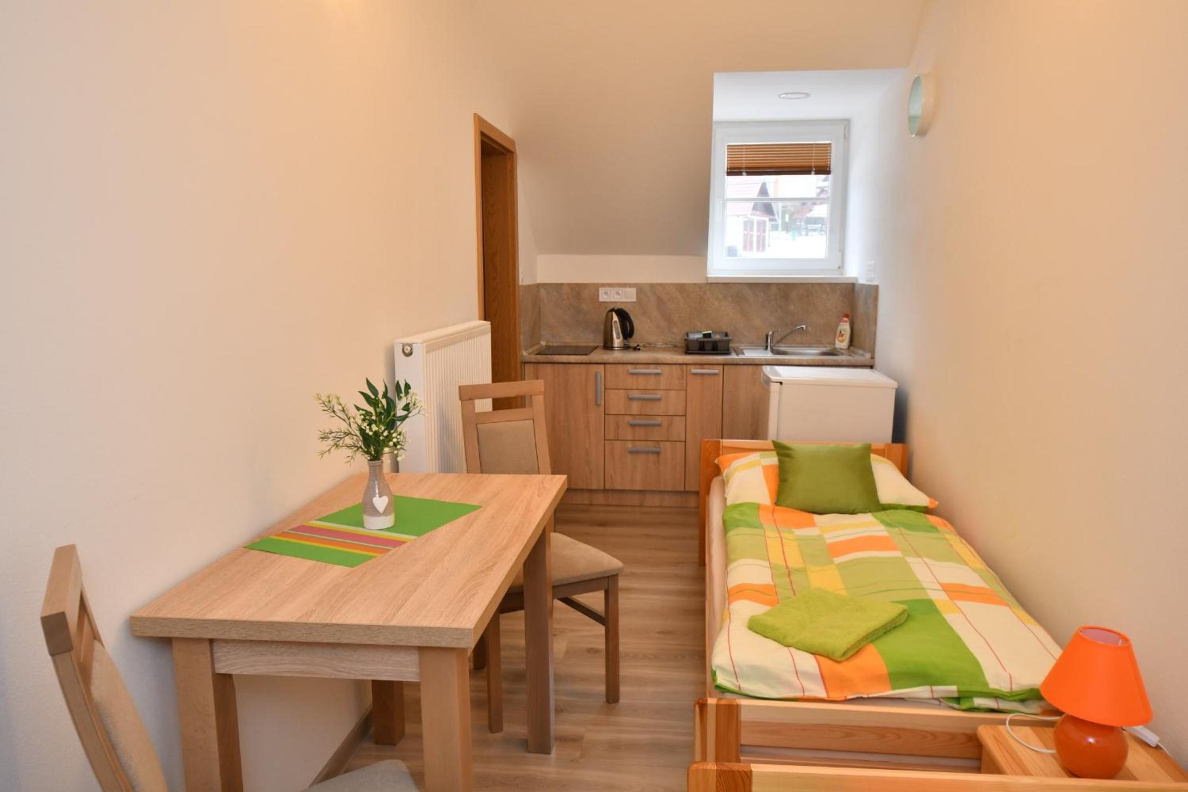 Standard Twin Room photo 2