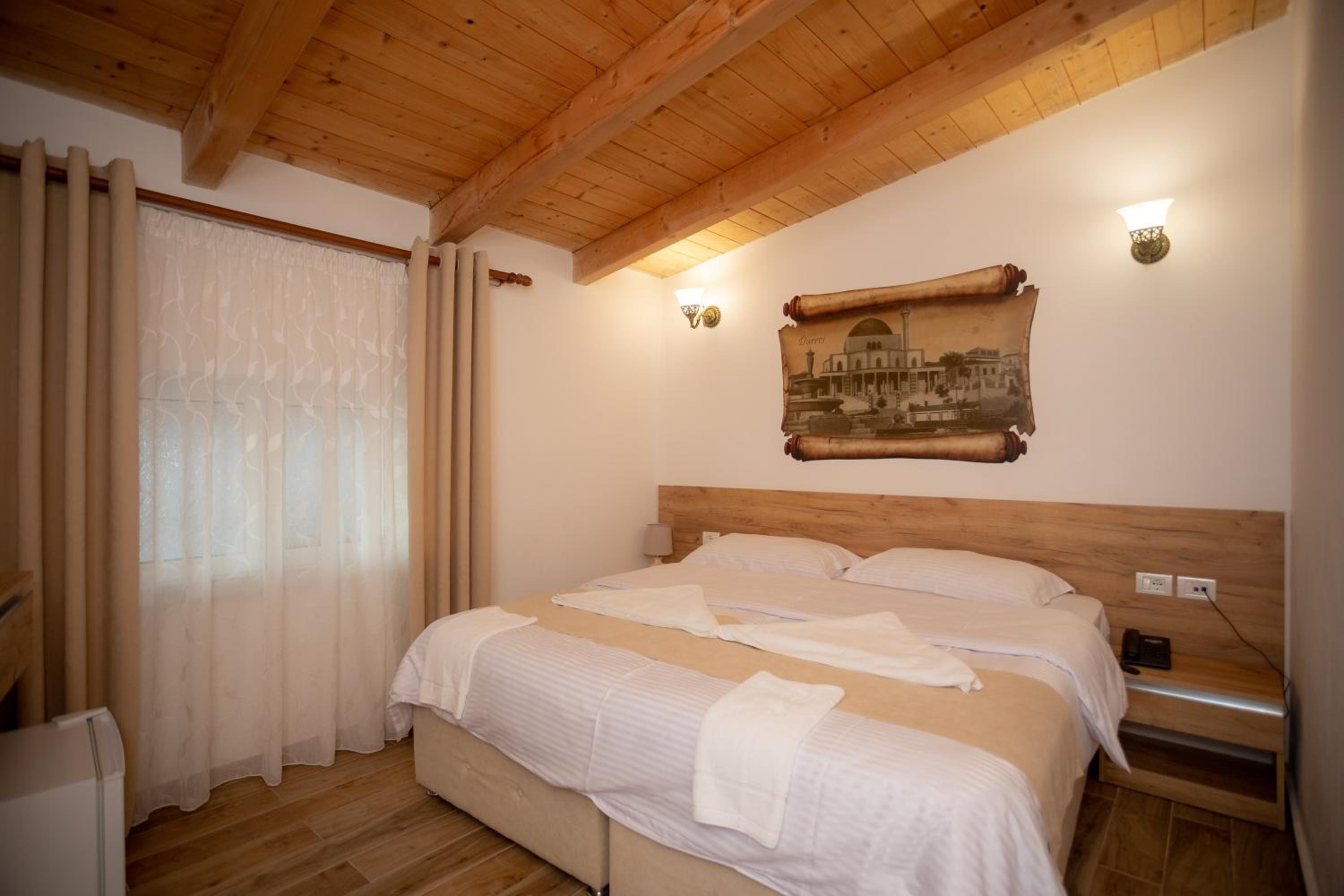 Deluxe Double or Twin Room with Lake View