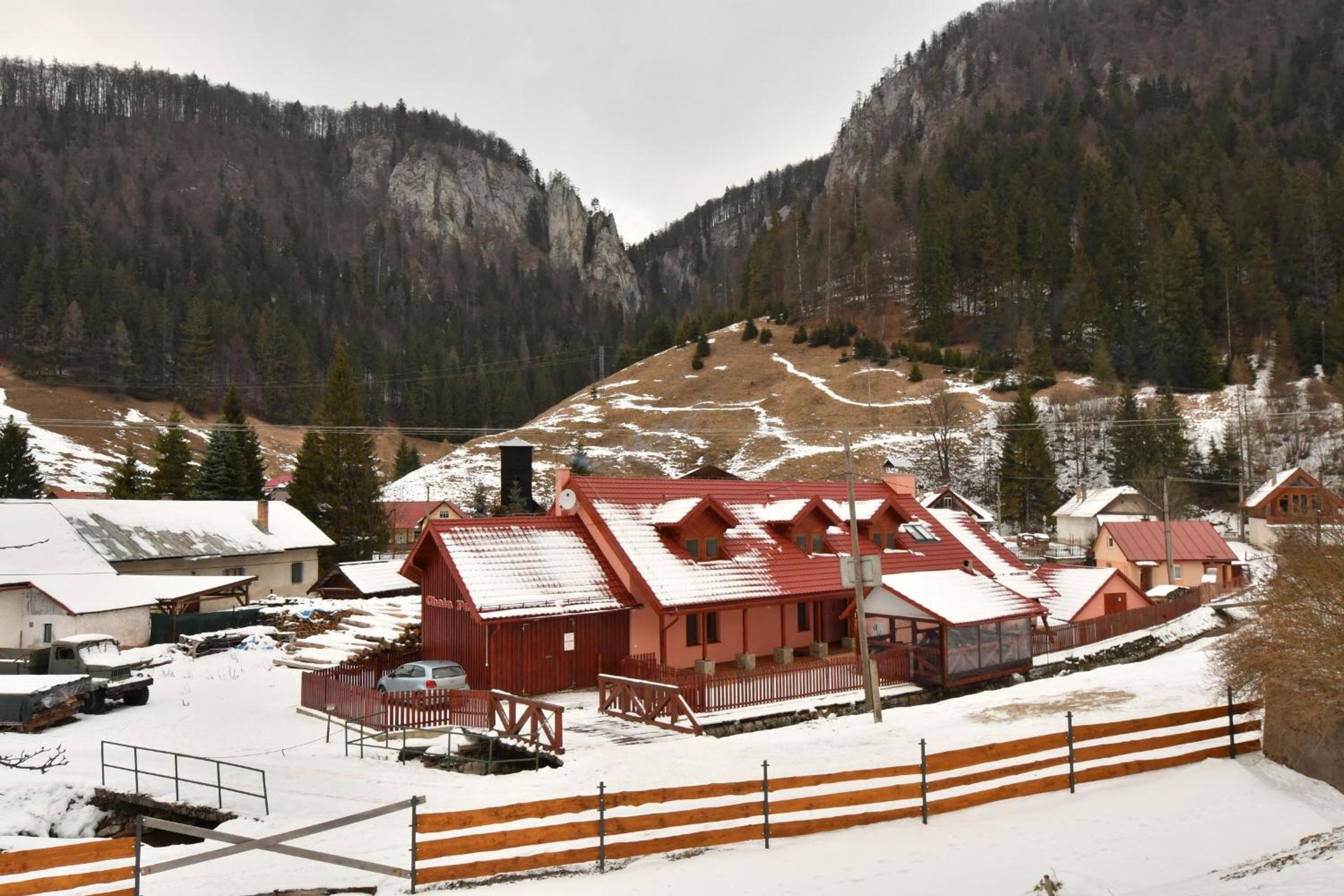 Chalet photo 1