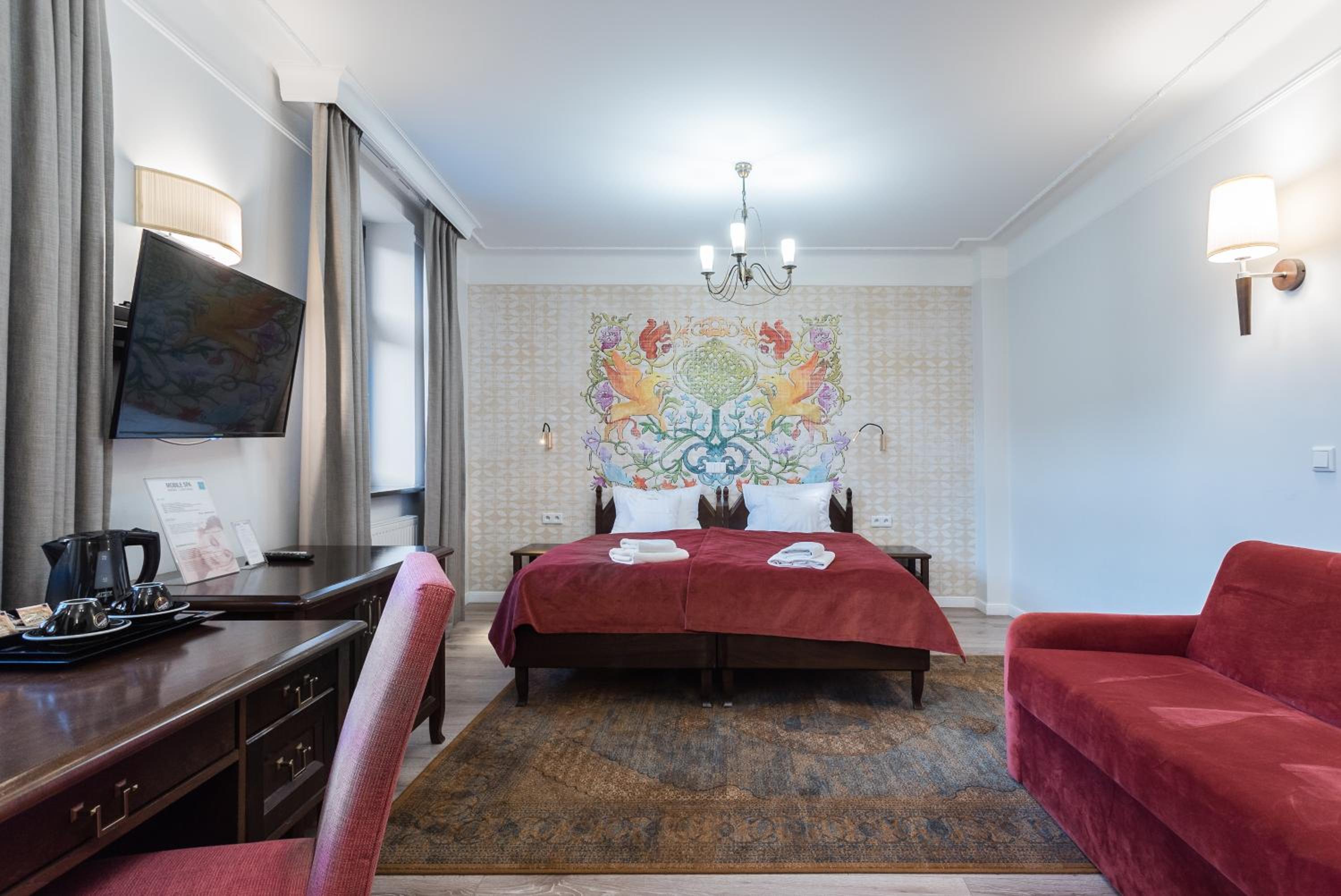 Deluxe Room - Photo 8
