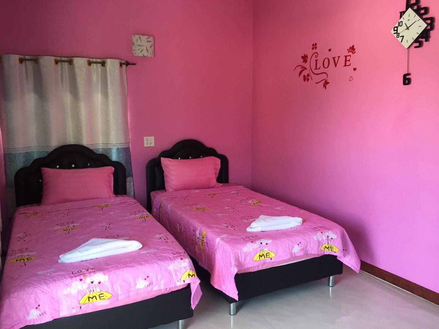 Deluxe Twin Room - Photo 1