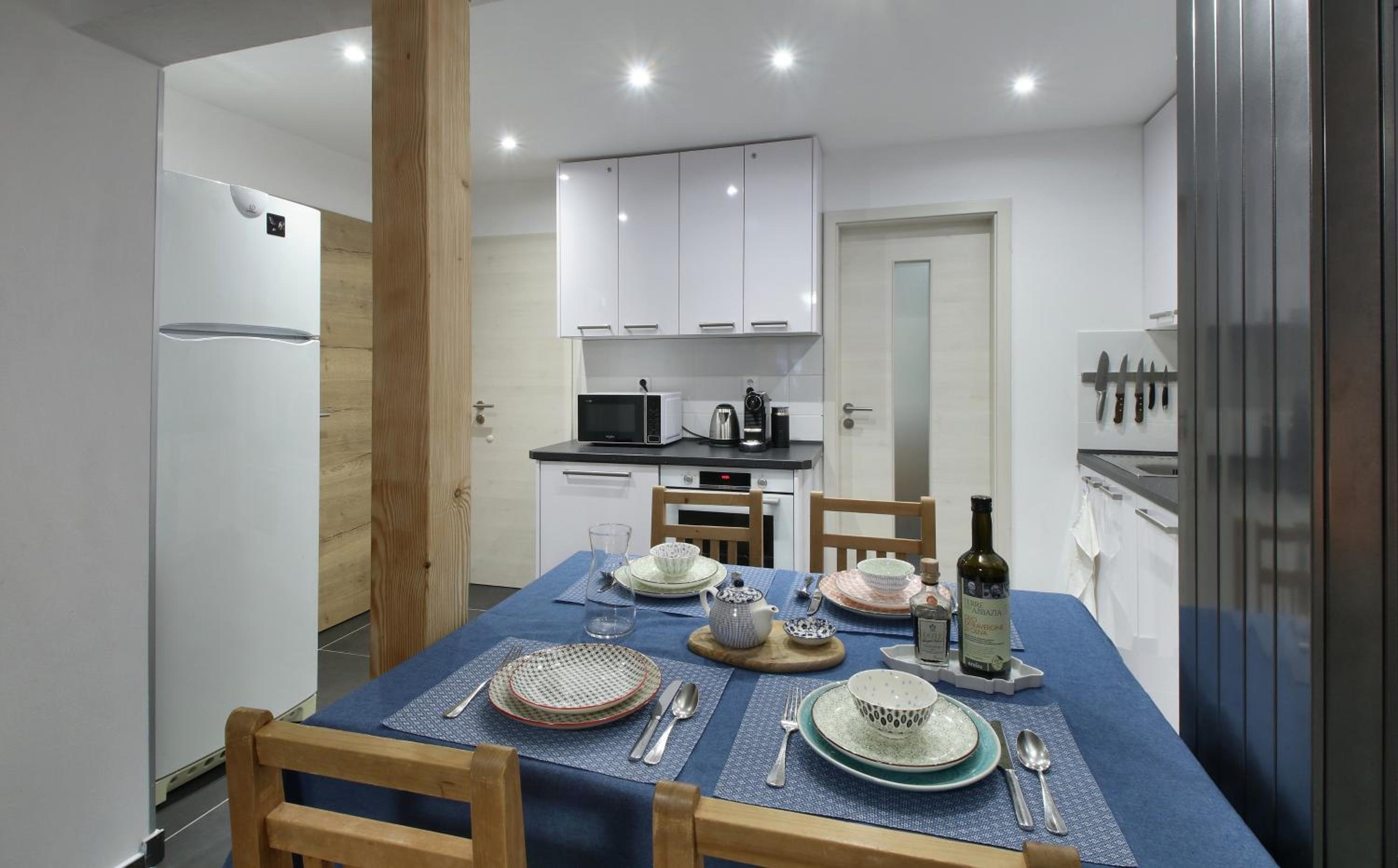 Studio Apartment photo 3