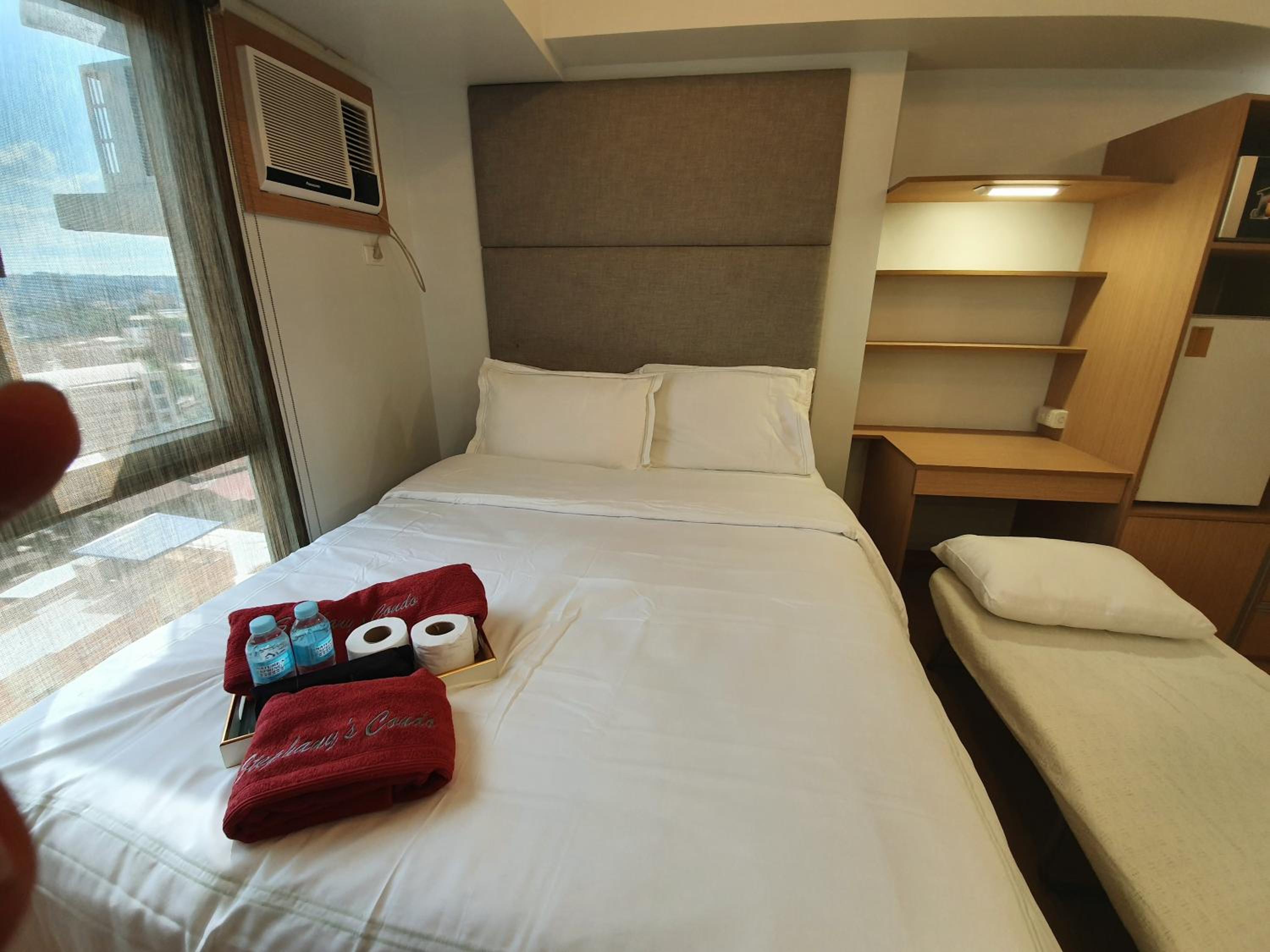 One-Bedroom Apartment - Photo 17