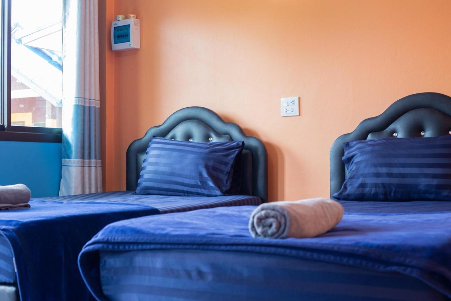 Deluxe Twin Room - Photo 12