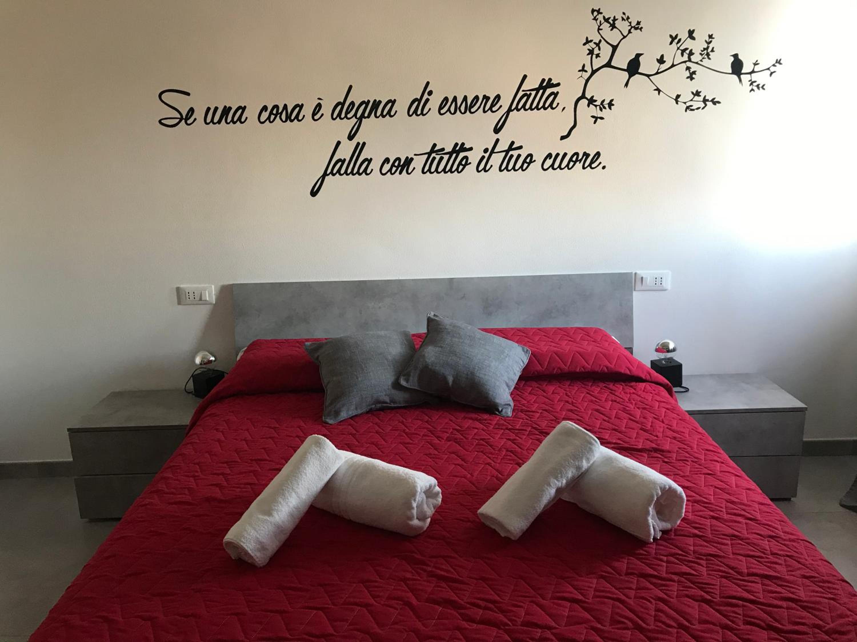 Double Room with Extra Bed - Photo 11