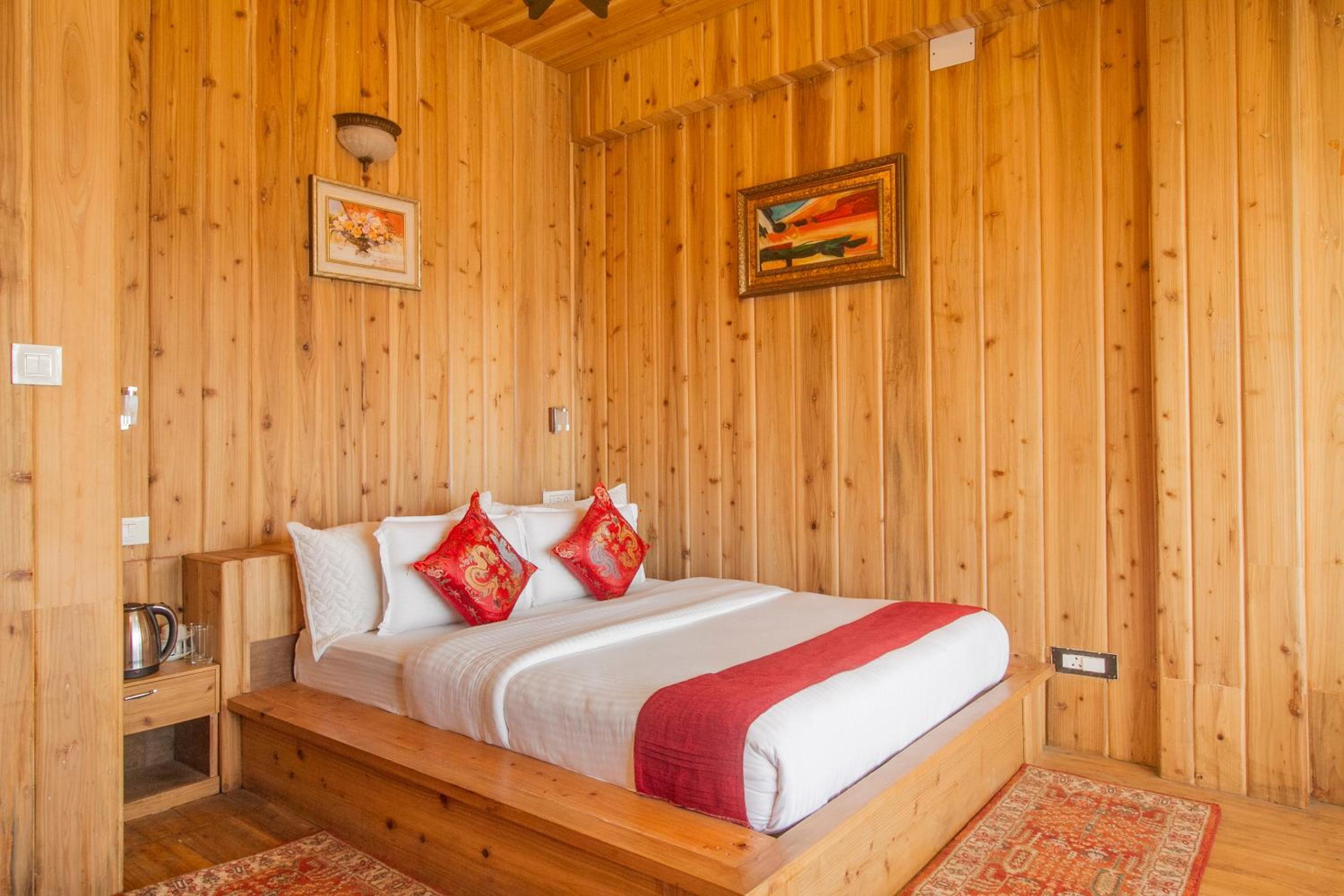 Double Room with Lake View