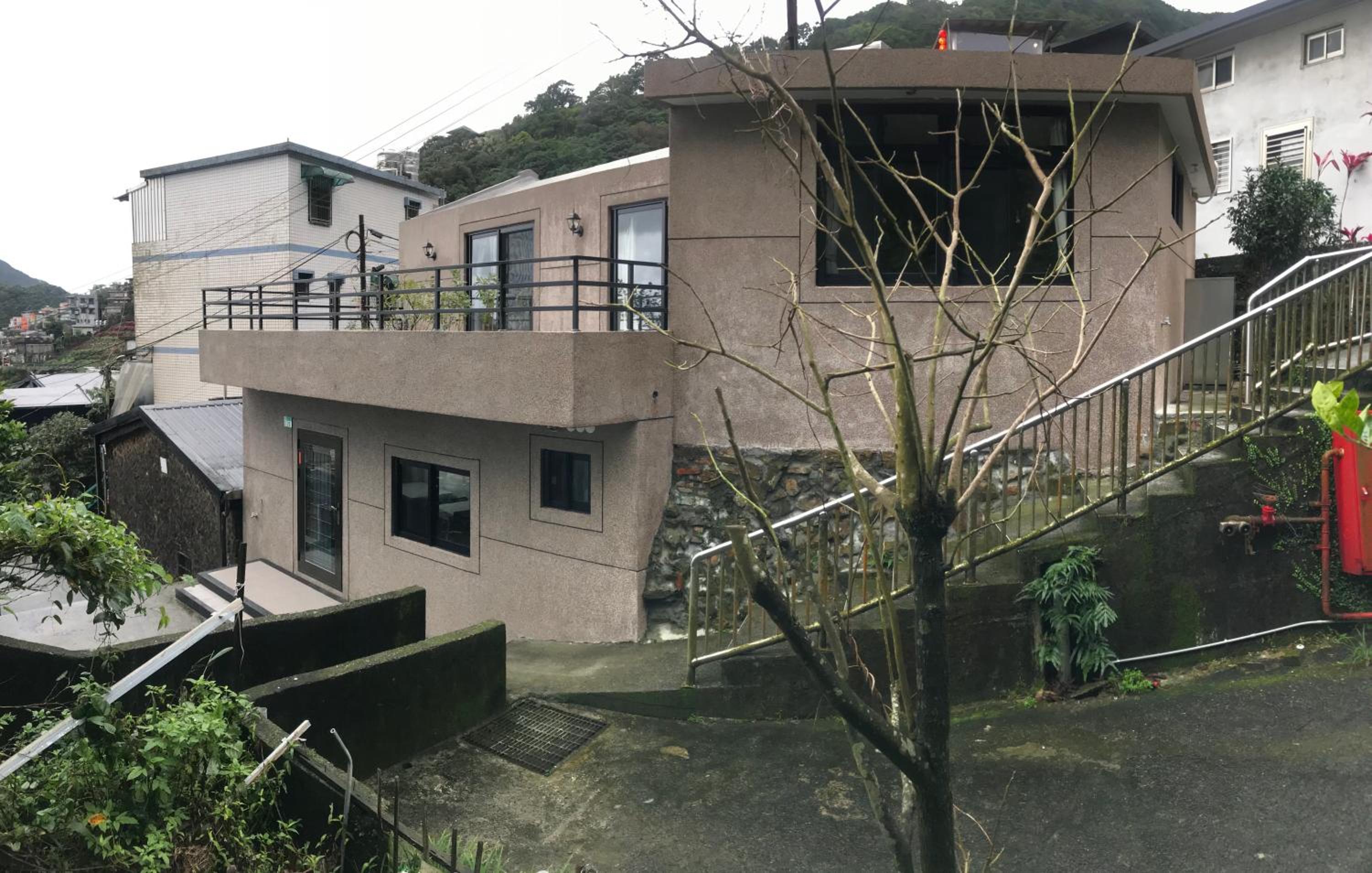 Deluxe Double Room with Side Sea View photo 3