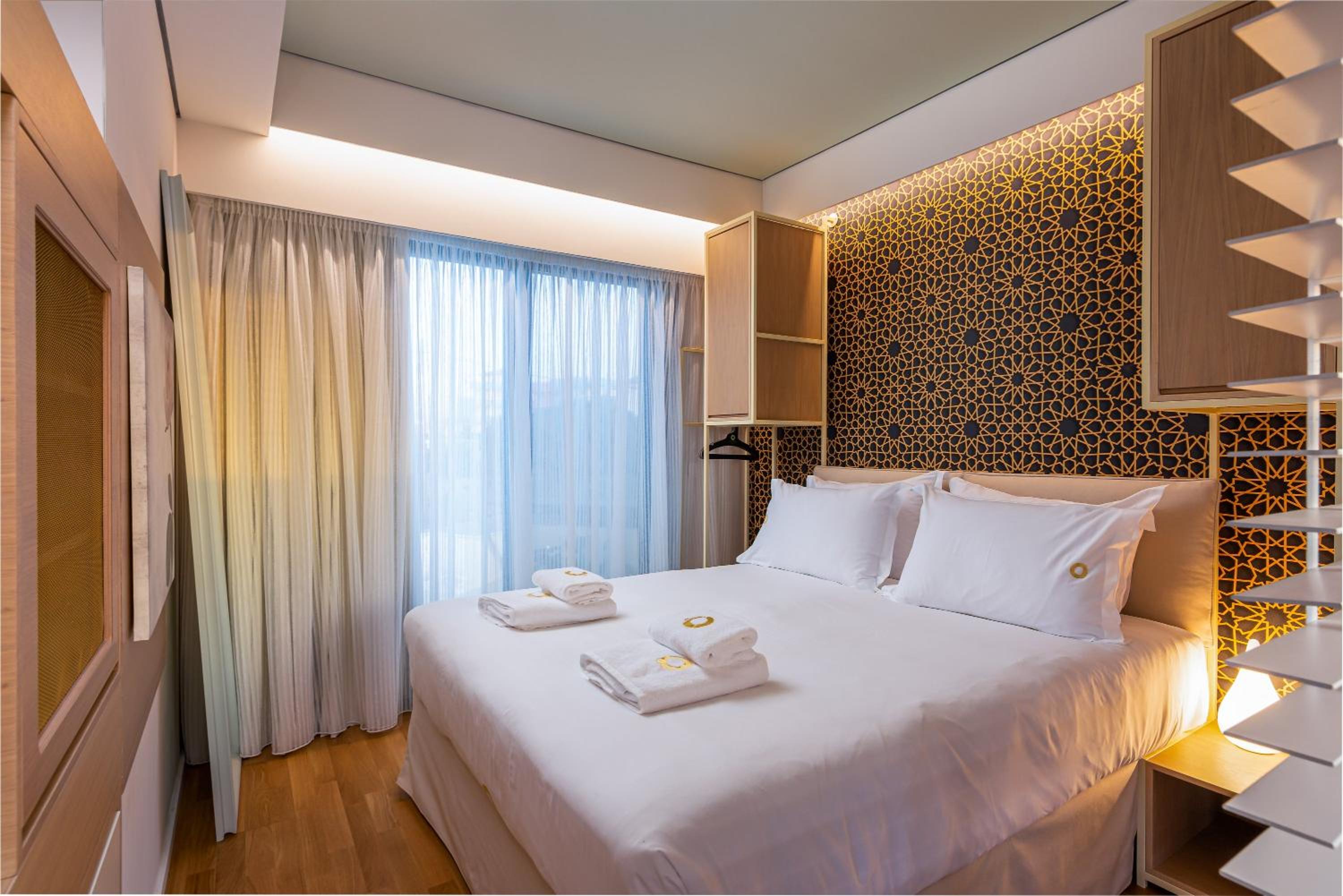 Grace - One-Bedroom Sea View Suite With Hot Tub photo 1