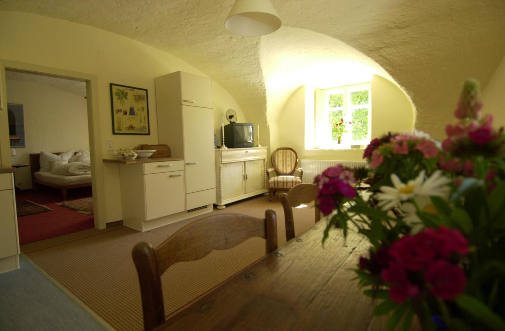 Three-Bedroom Apartment photo 1