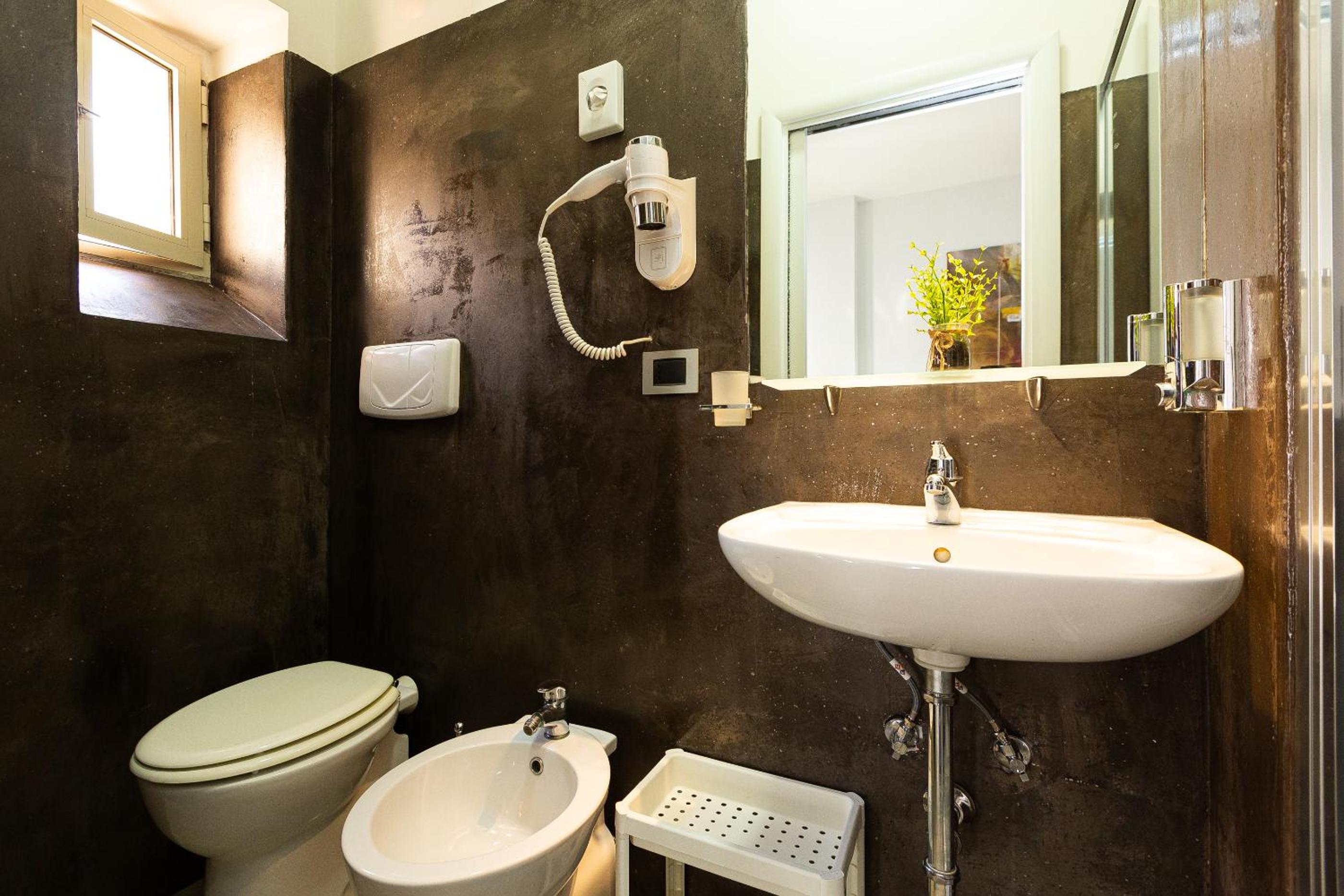 Standard Triple Room photo 2
