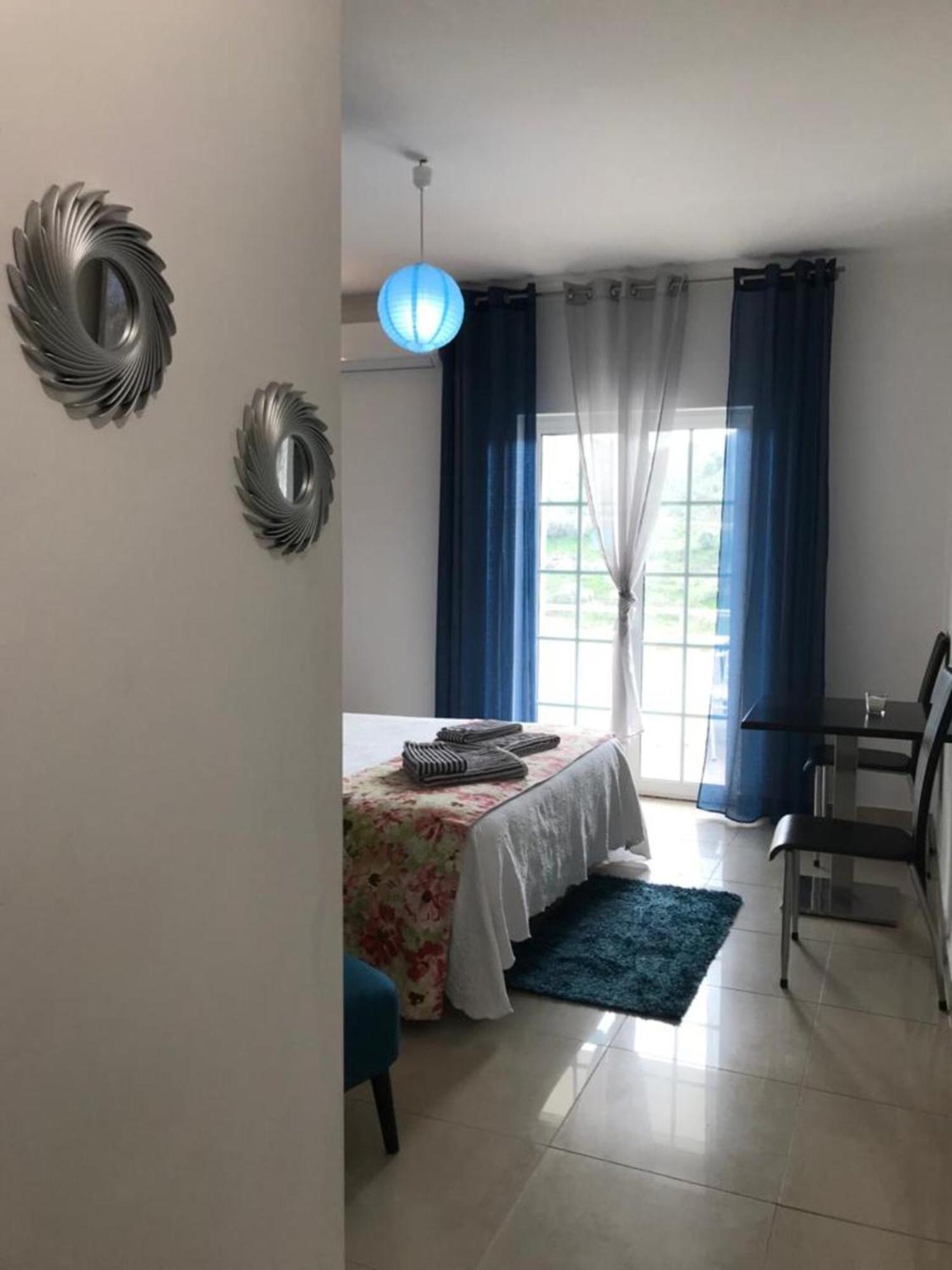 Deluxe Room - Photo 7