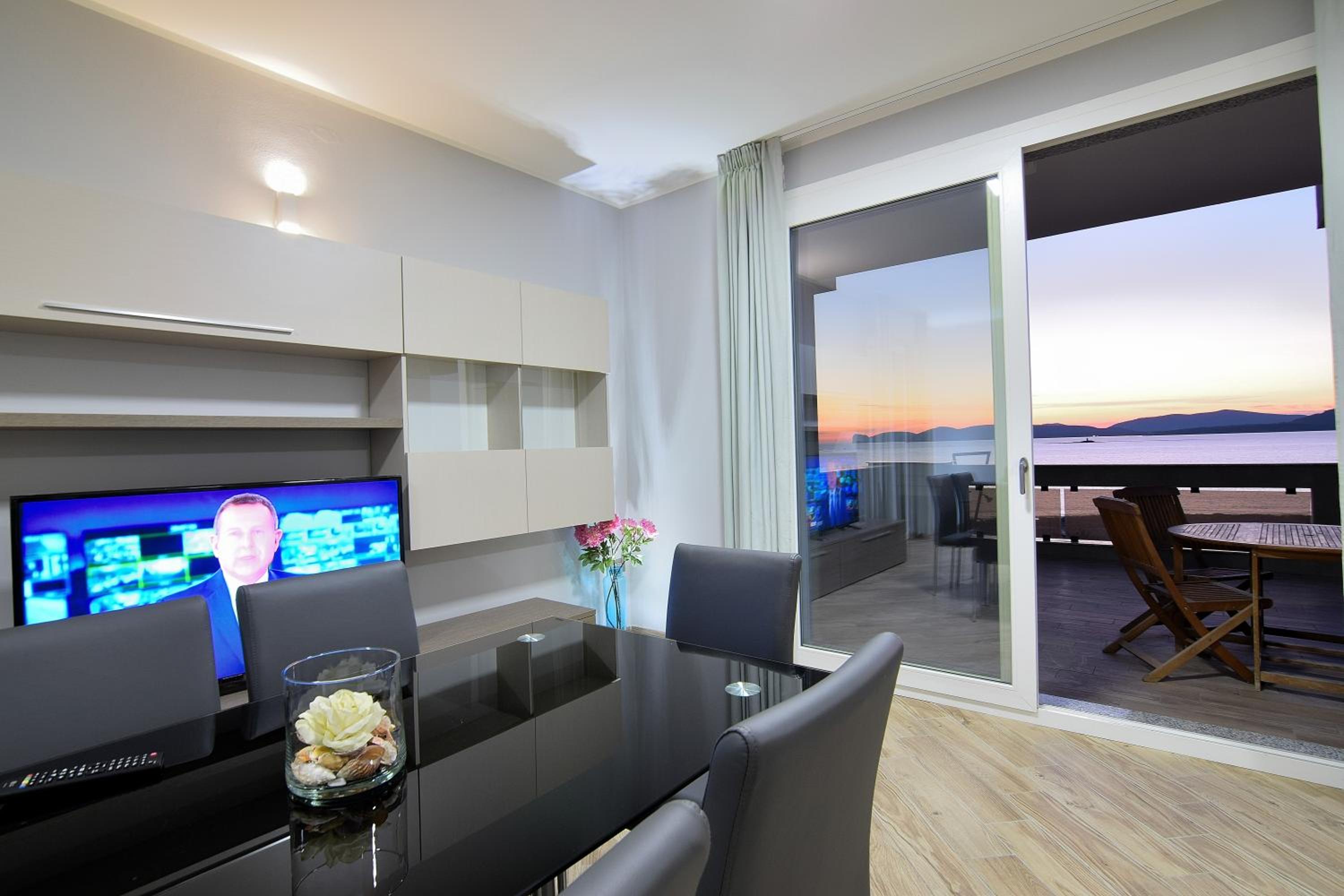Apartment with Sea View