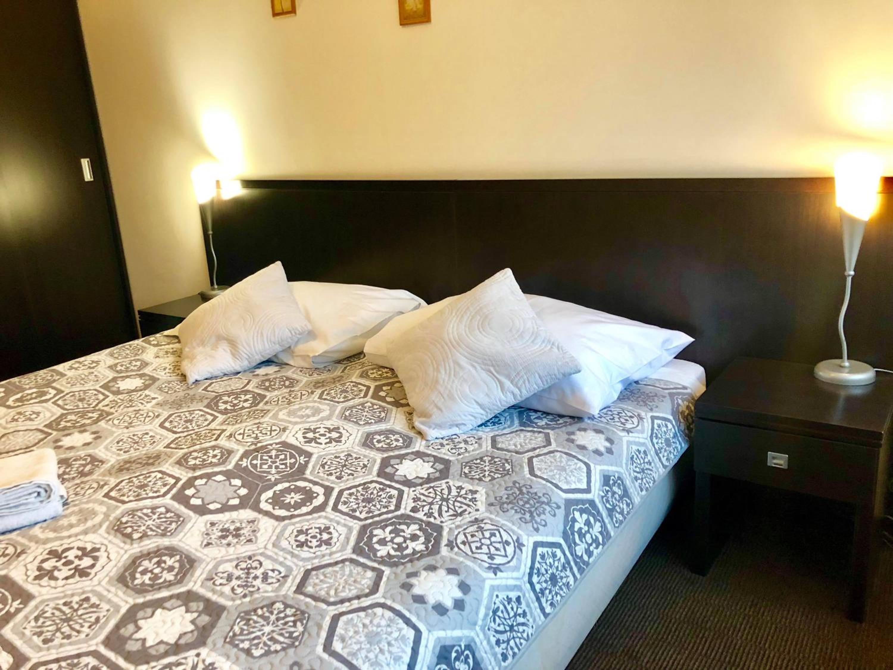 Twin Room - Photo 79