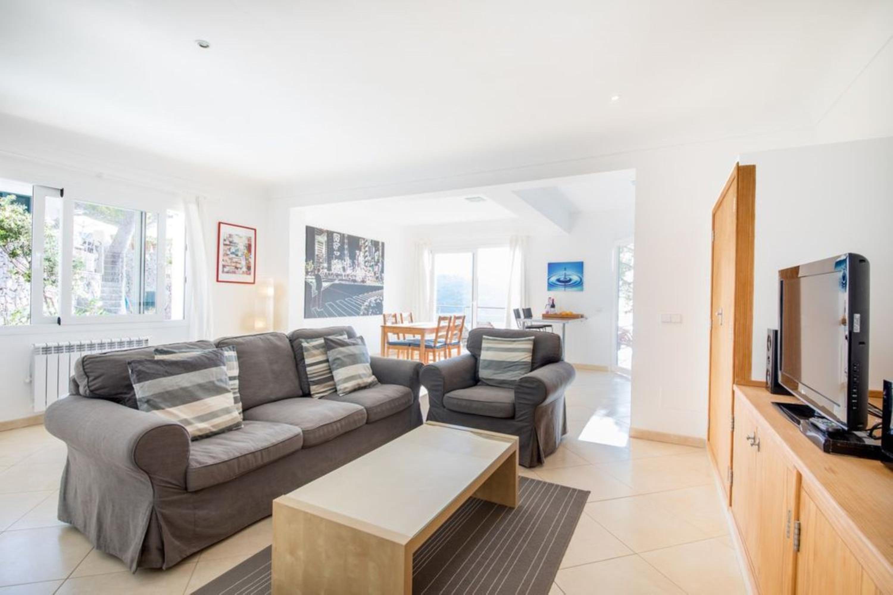 Apartamento de un dormitorio superior con balcón
