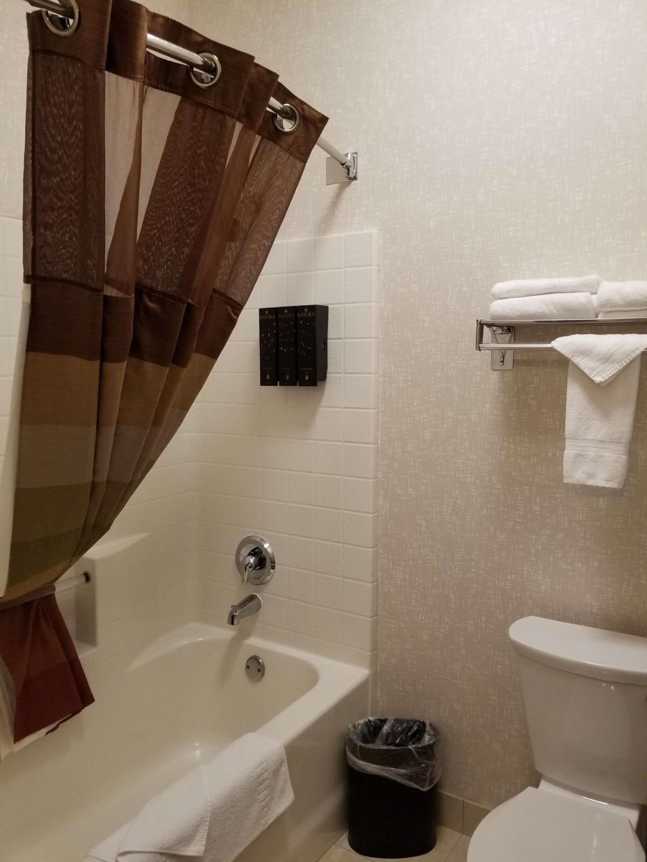 King Room with Spa Pools - Non-Smoking - Photo 7