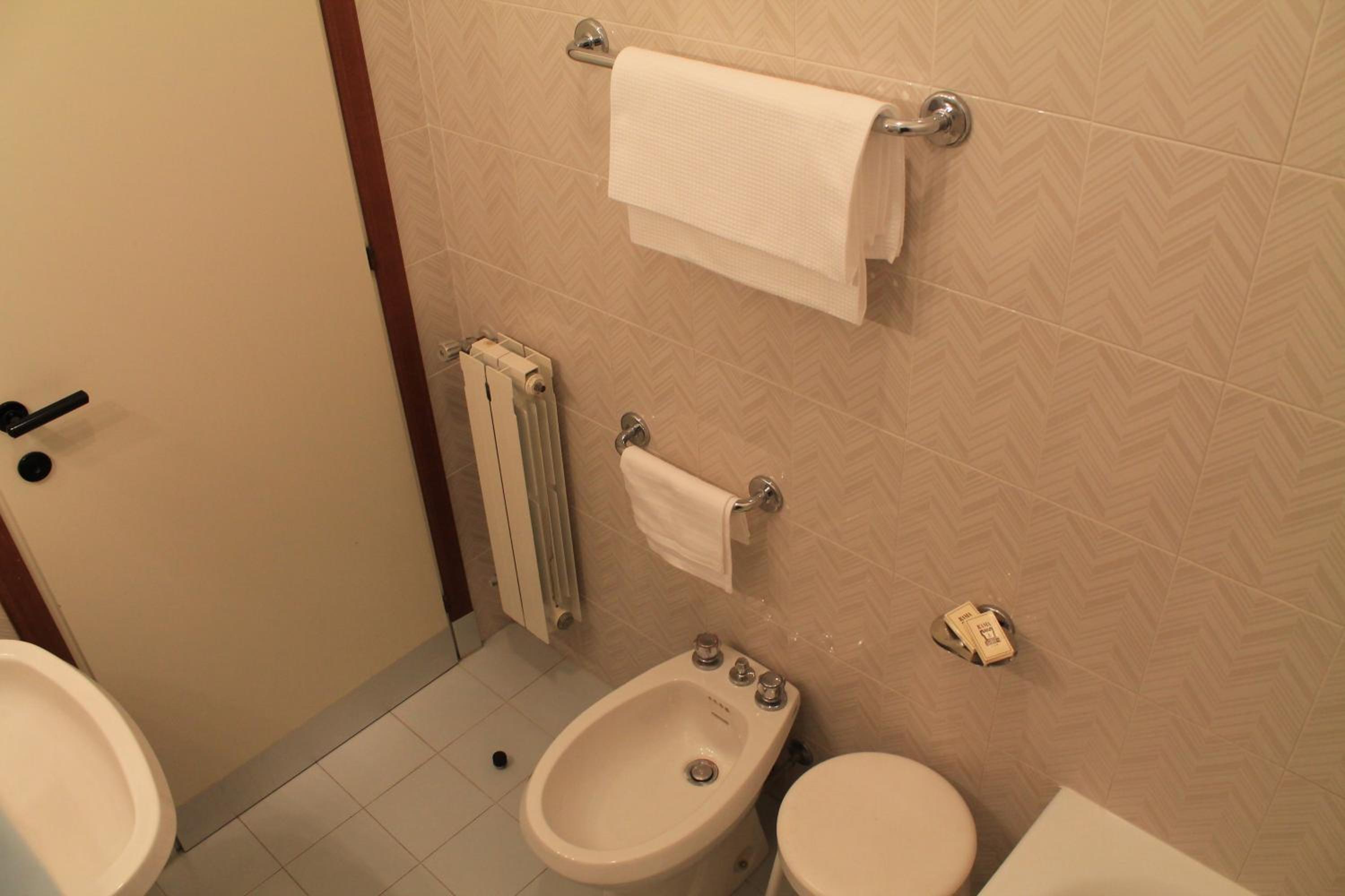 Economy Double or Twin Room - Photo 3