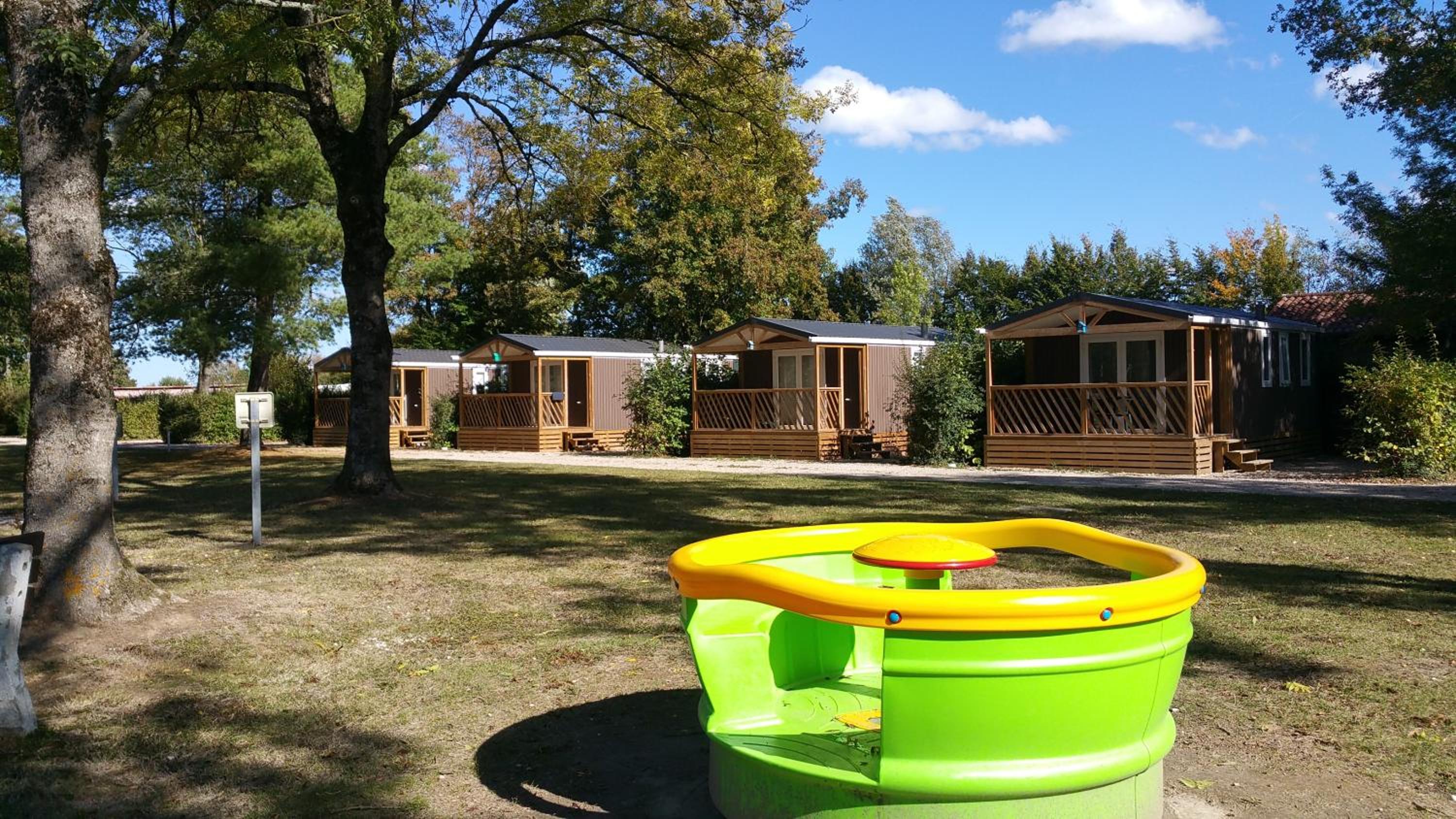 Mobile Home photo 2