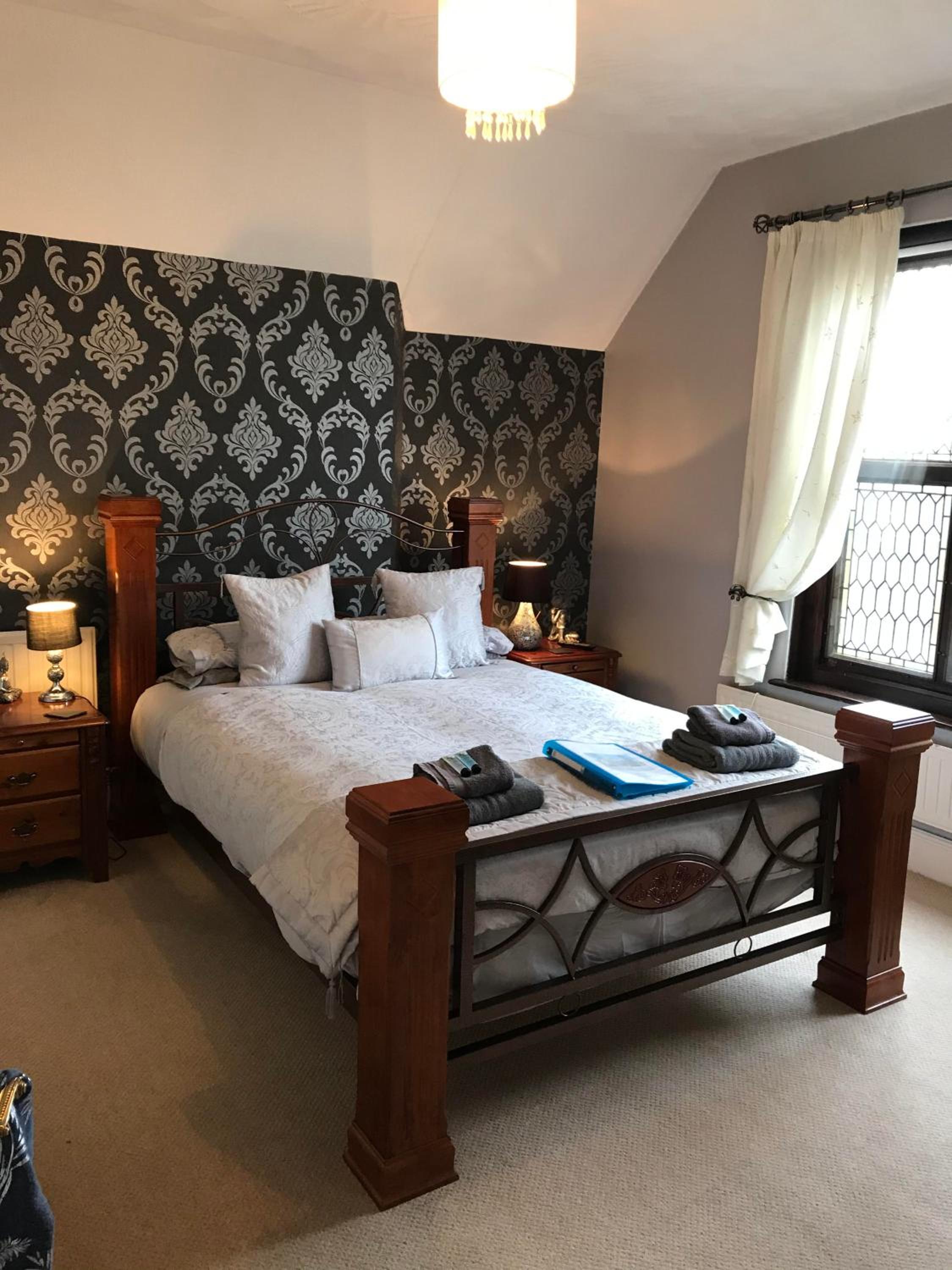 Double Room with Private Bathroom photo 1