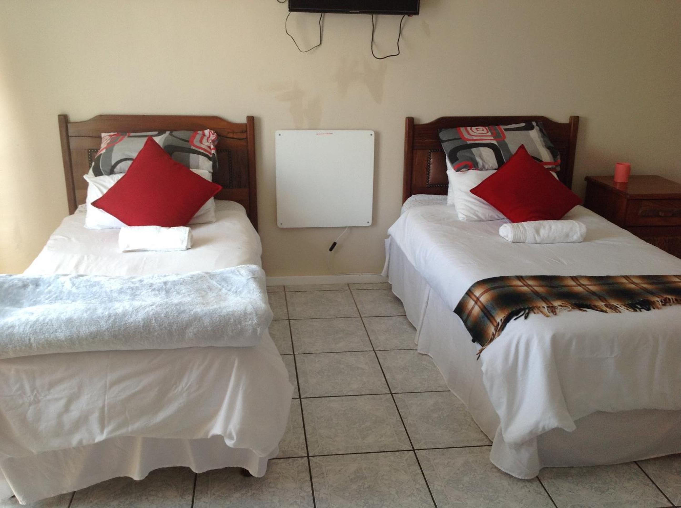 Deluxe Family Suite photo 1