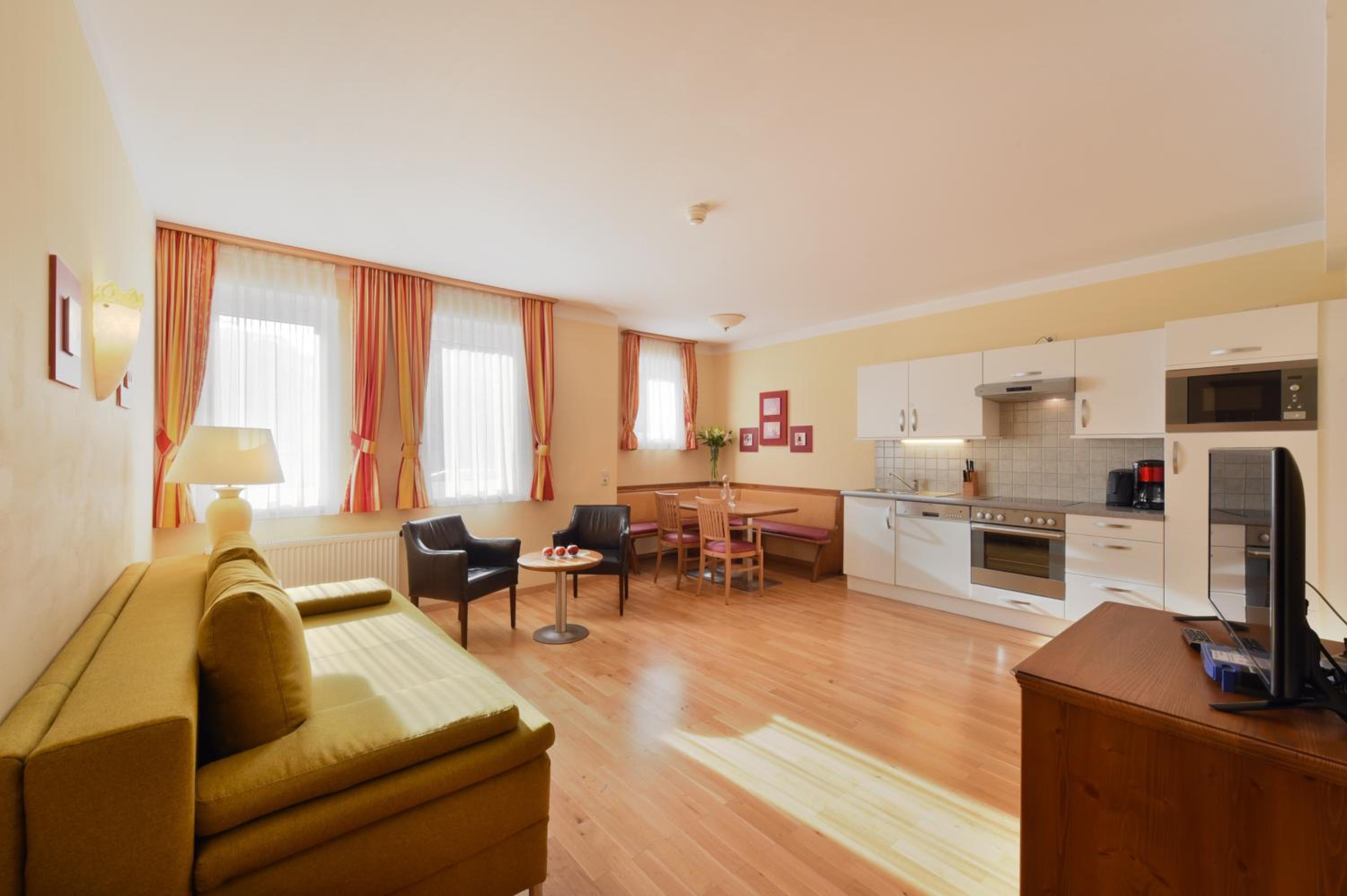 Standard One-Bedroom Apartment photo 3