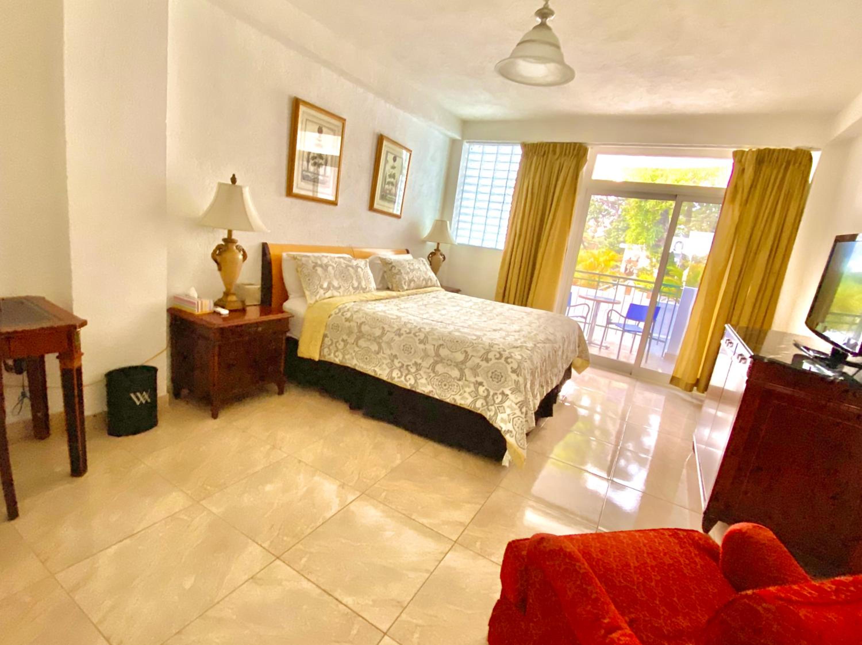 King Room With Balcony photo 1