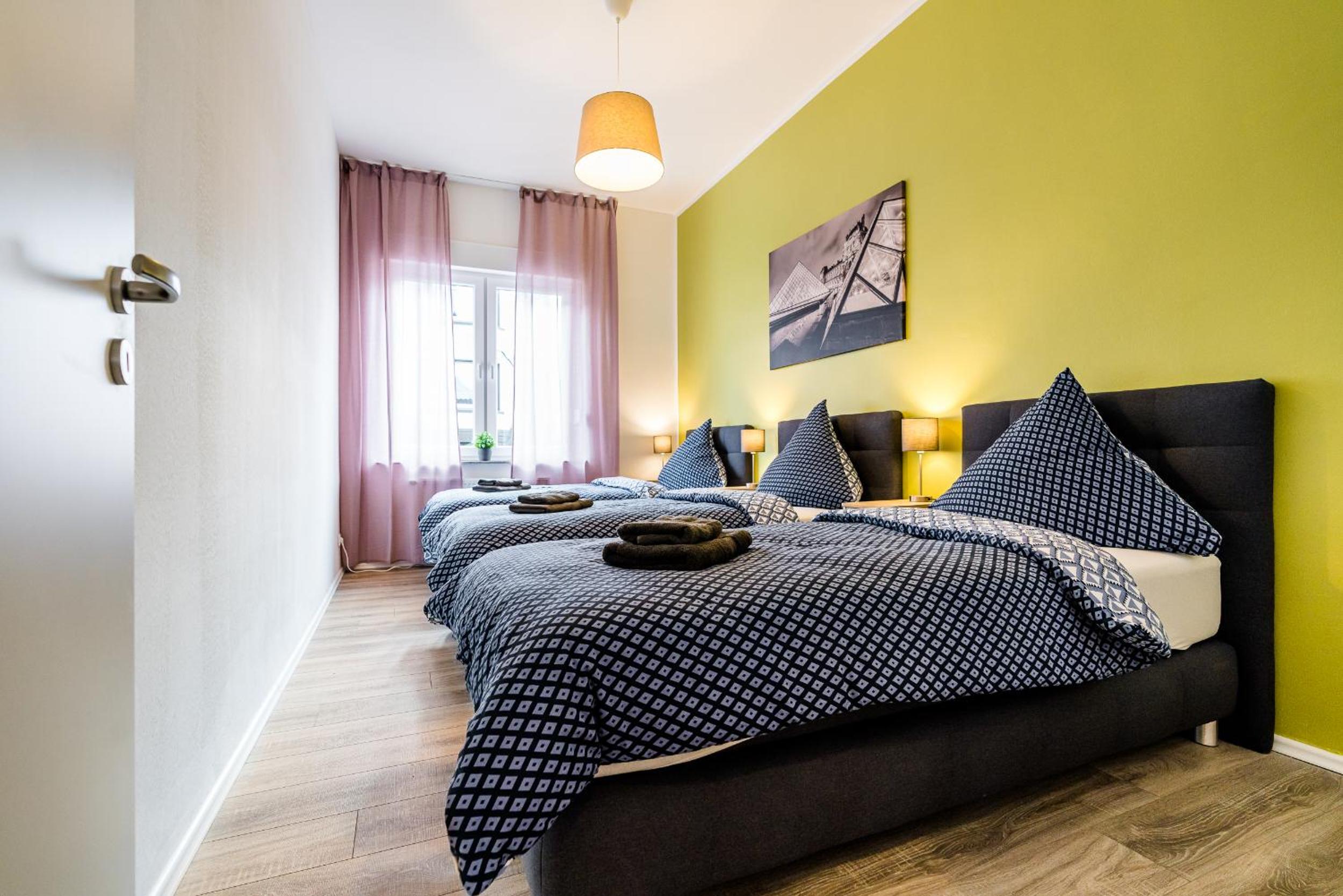 Three-Bedroom Apartment with Balcony photo 1