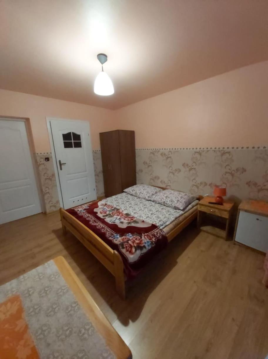 Double Room with Private Bathroom photo 1