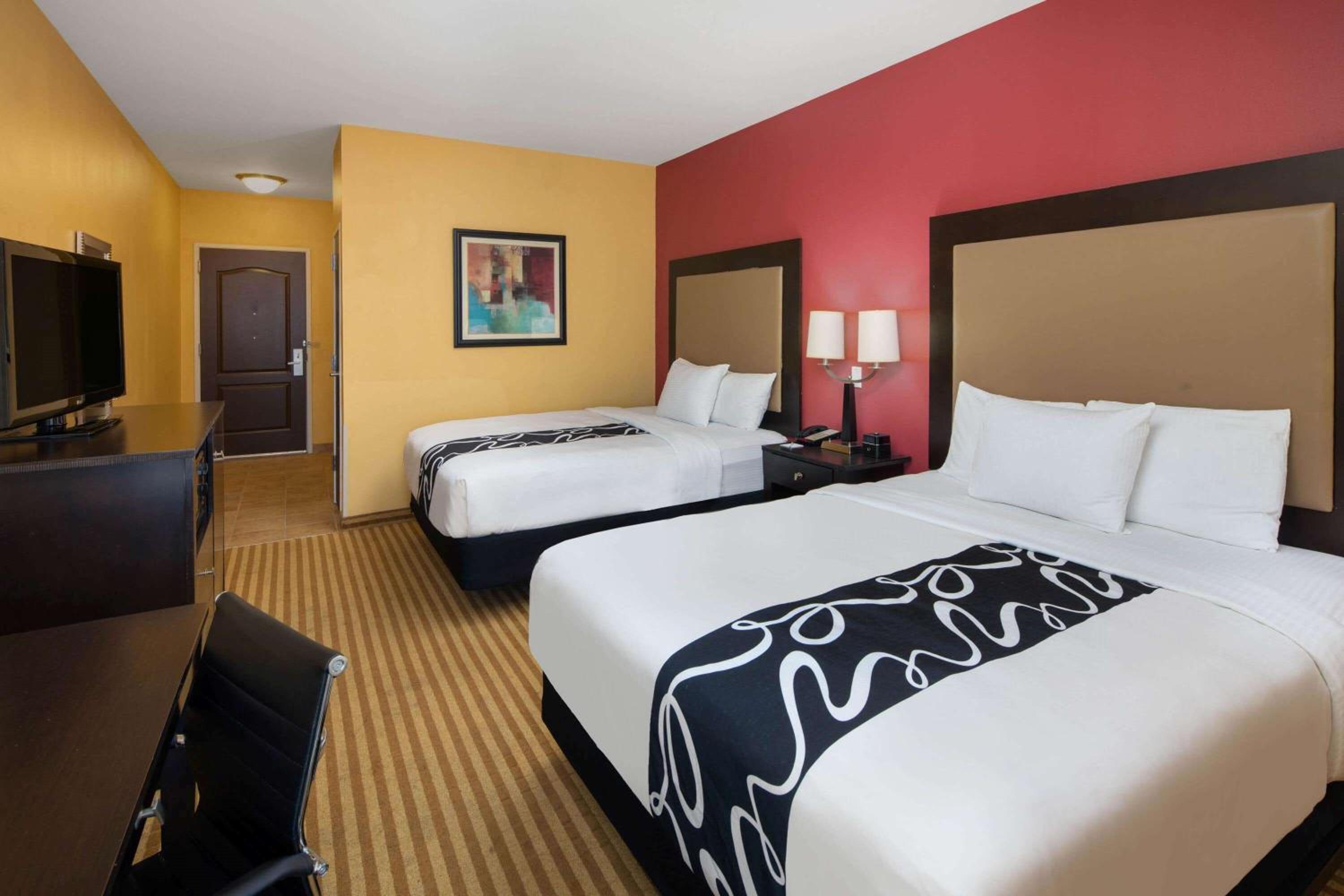Queen Room with Two Queen Beds - Non-Smoking