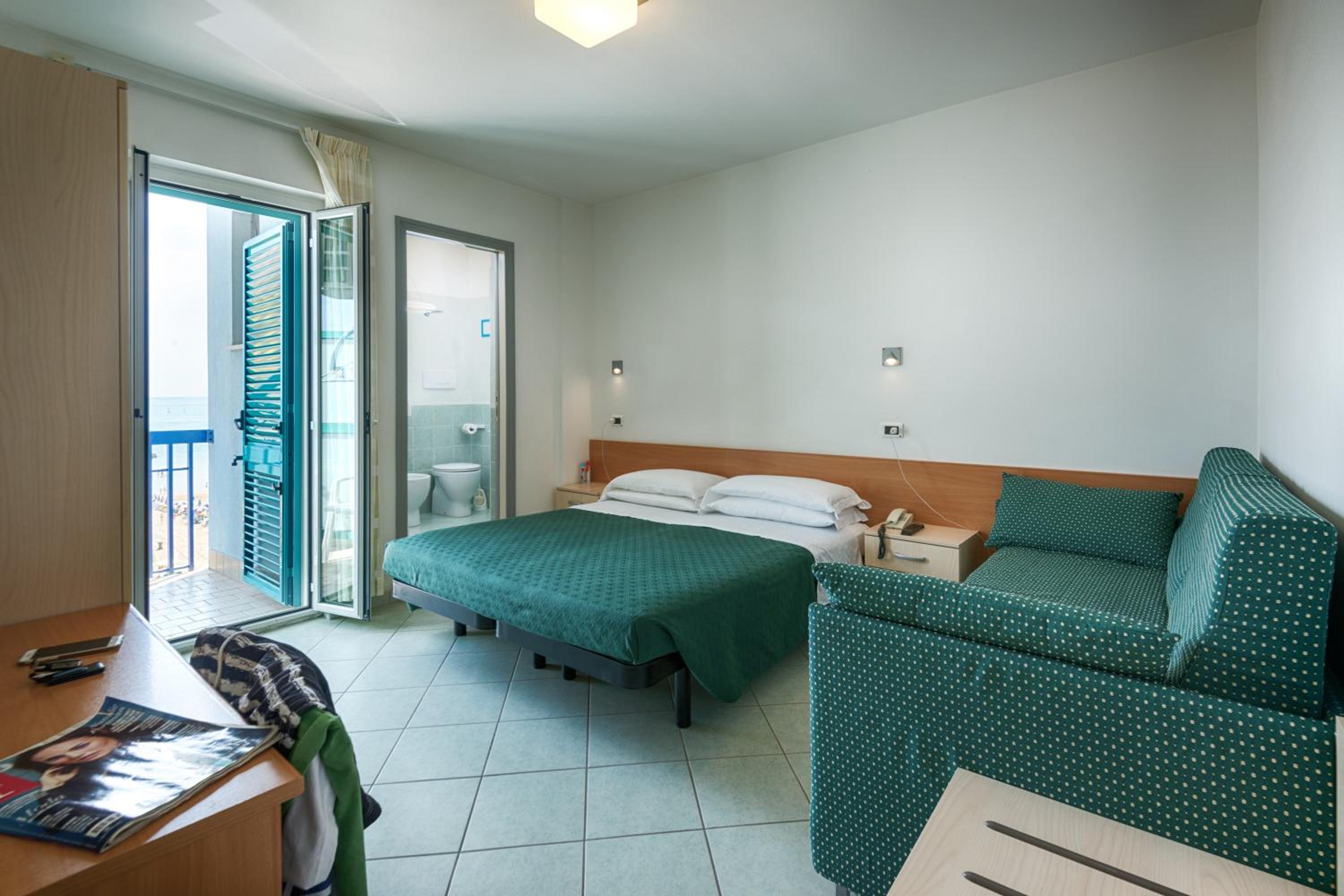 Triple Room with Sea View - Photo 1