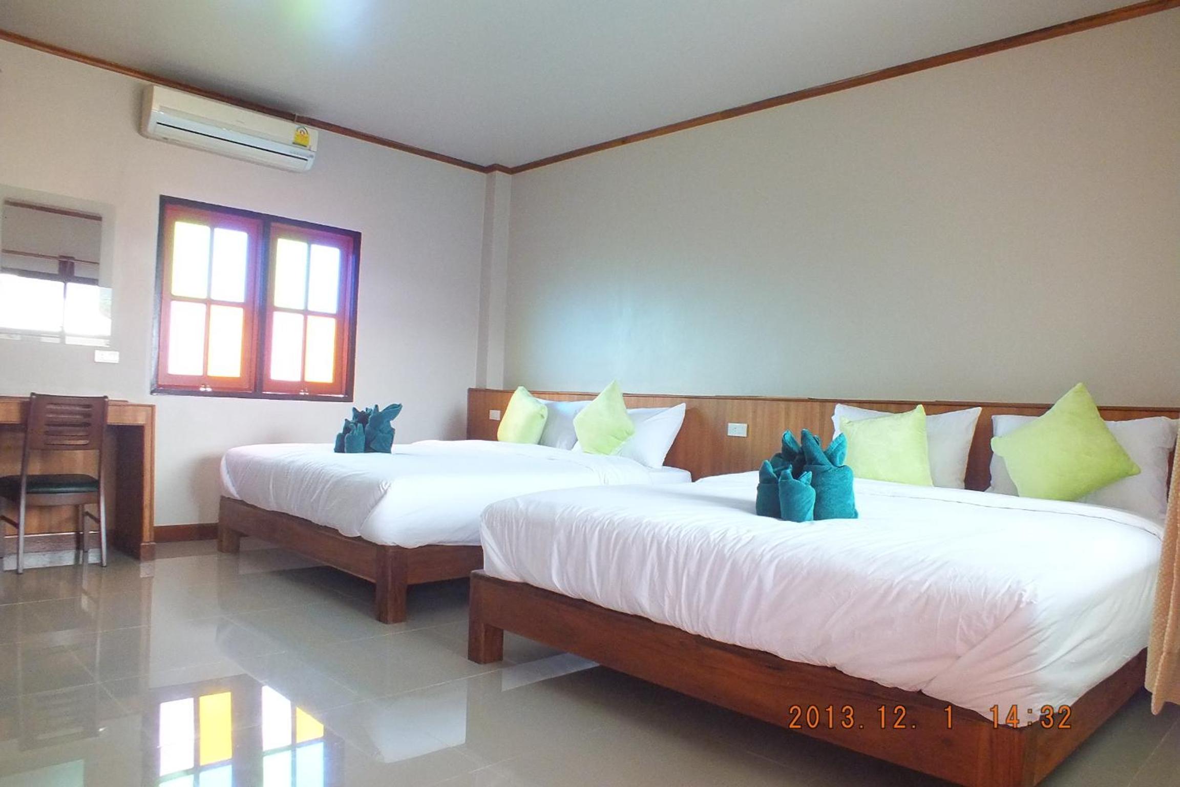 Family Room (4 Adults) - Photo 5