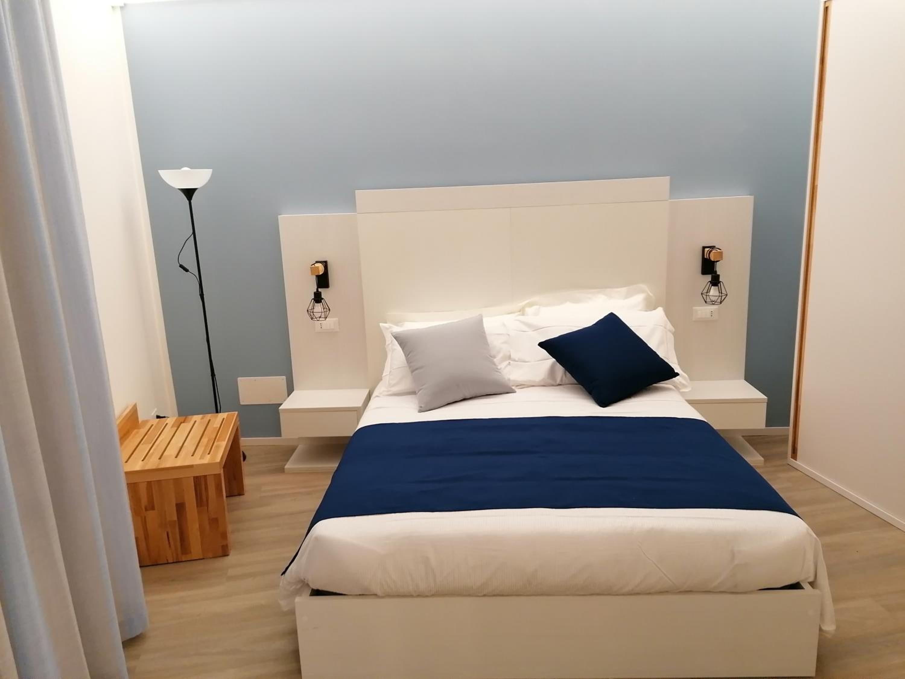 Superior King Room - Photo 1