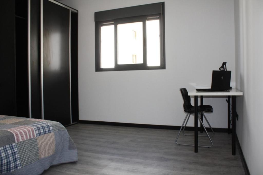 Twin Room with Terrace - Photo 4