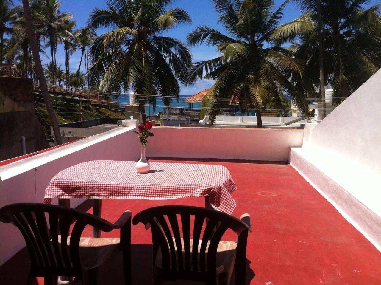 Deluxe Double Room with Balcony photo 3
