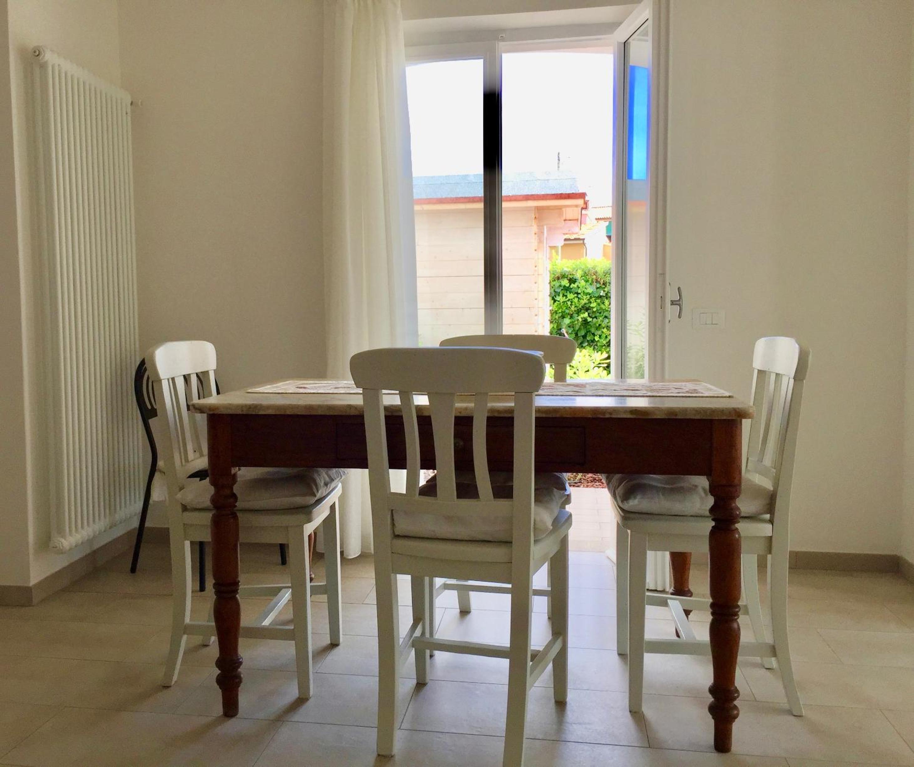 Villa photo 2