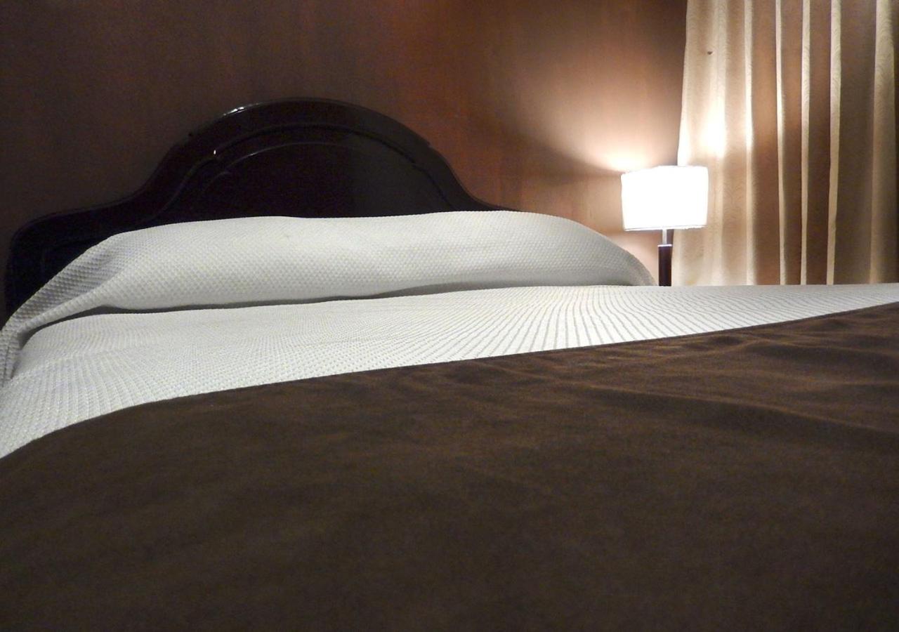 Double or Twin Room with Shared Bathroom photo 3