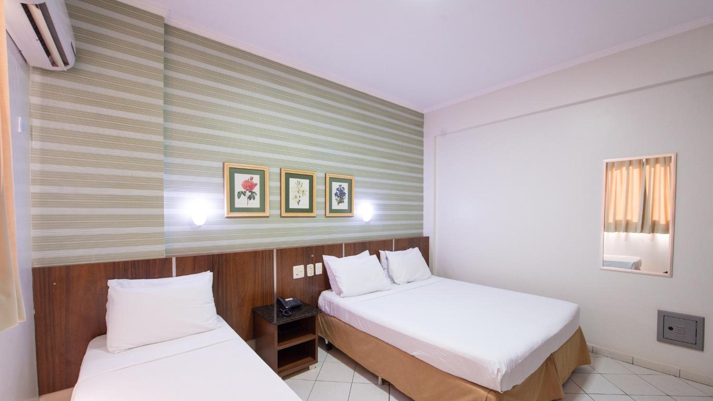 Triple Room (1 double bed and 1 single bed) photo 3