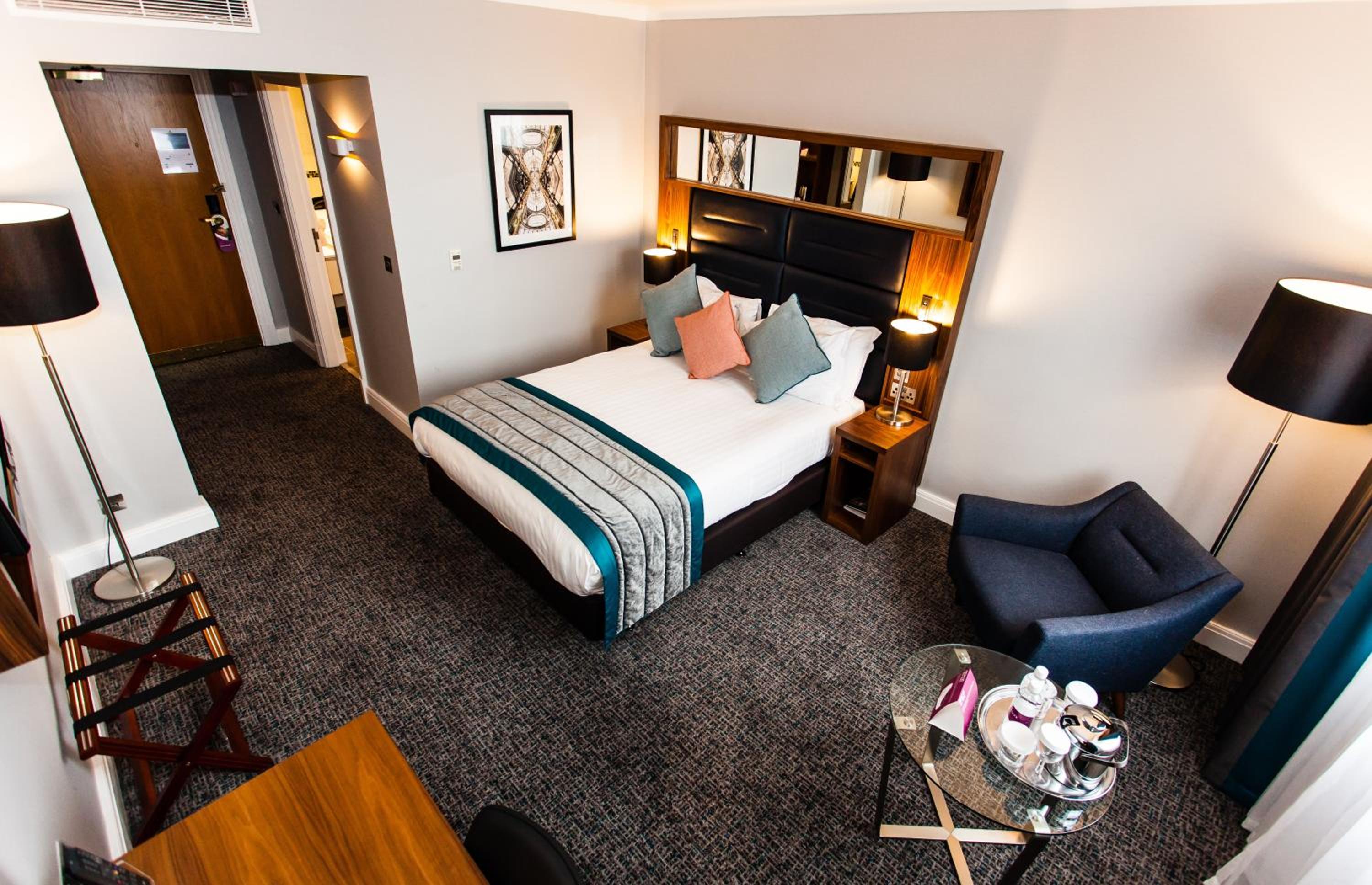 Standard Queen Room - Photo 5