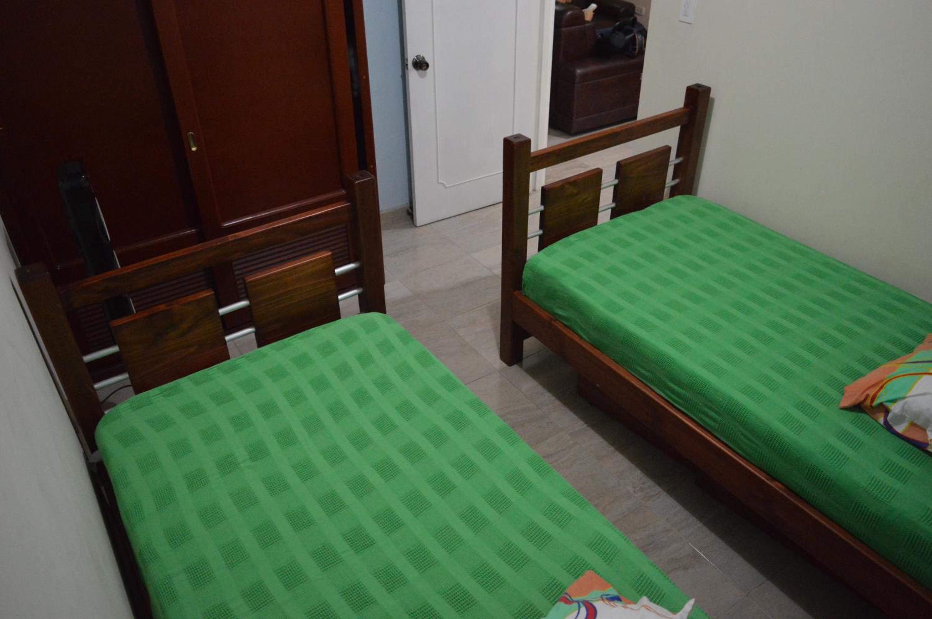 Large Twin Room photo 2
