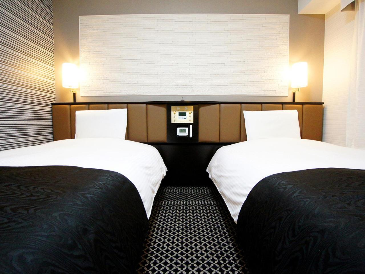 Standard Twin Room - Non-Smoking