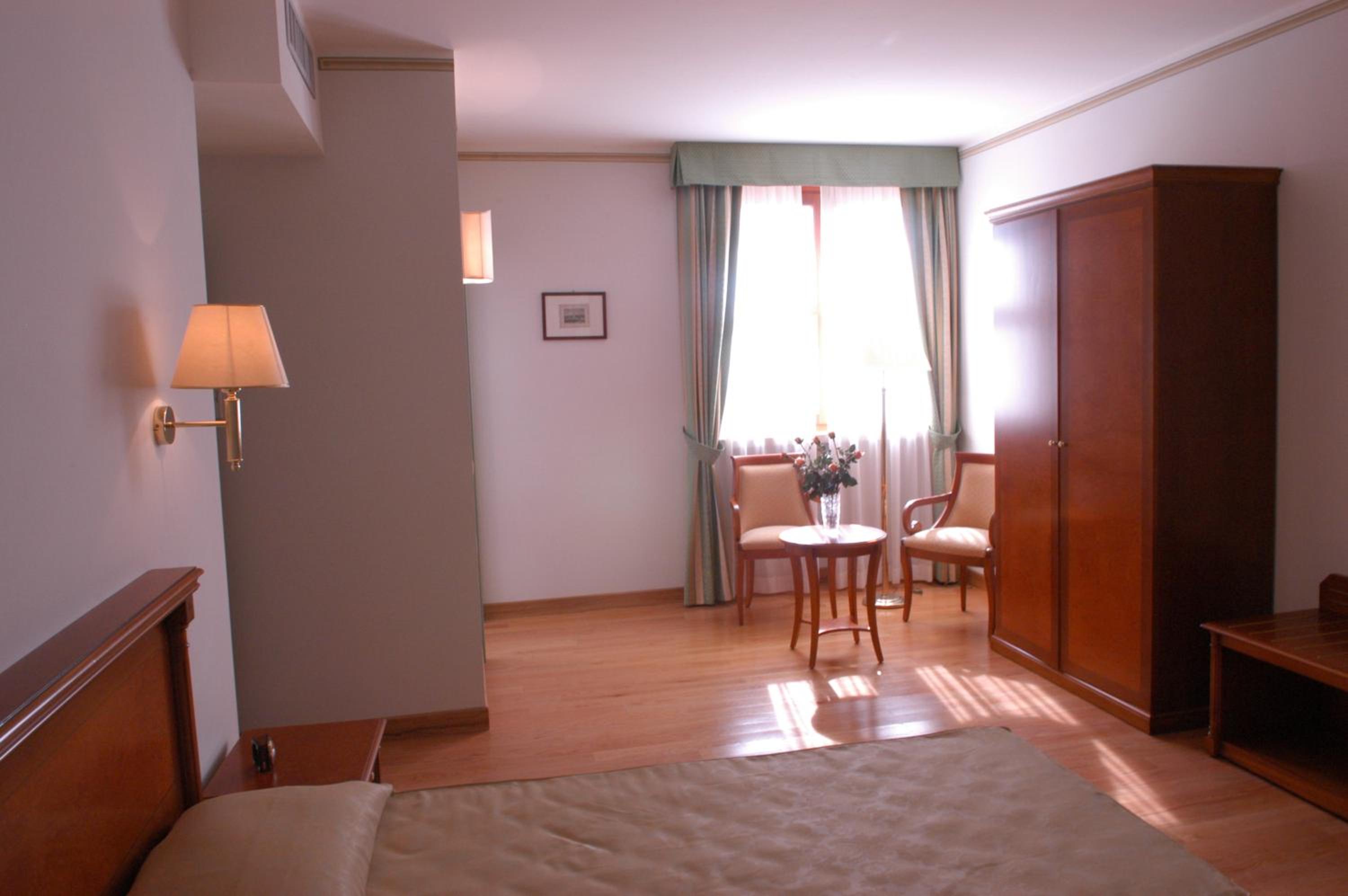 Suite photo 1