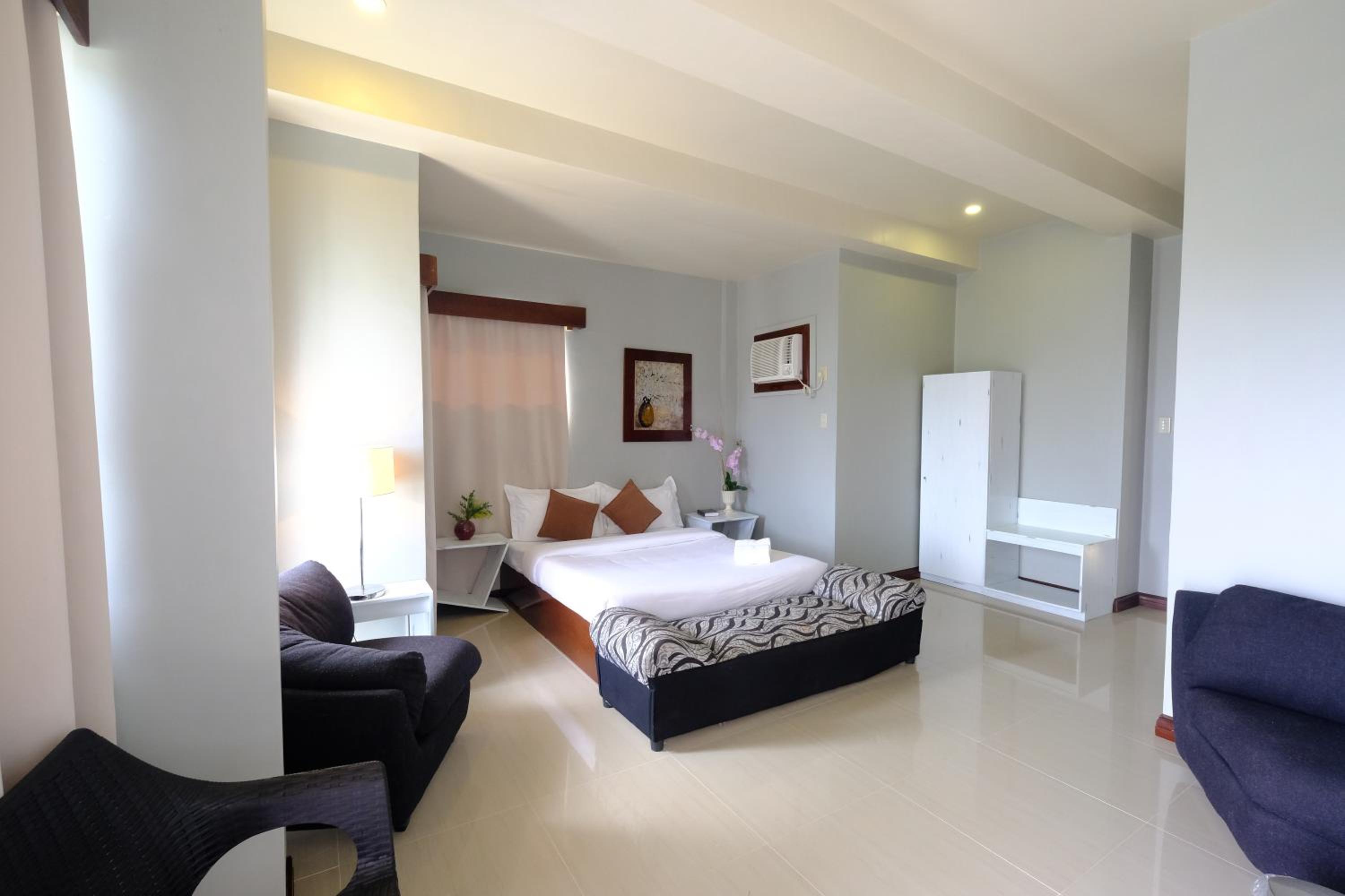 Deluxe Queen Room photo 1